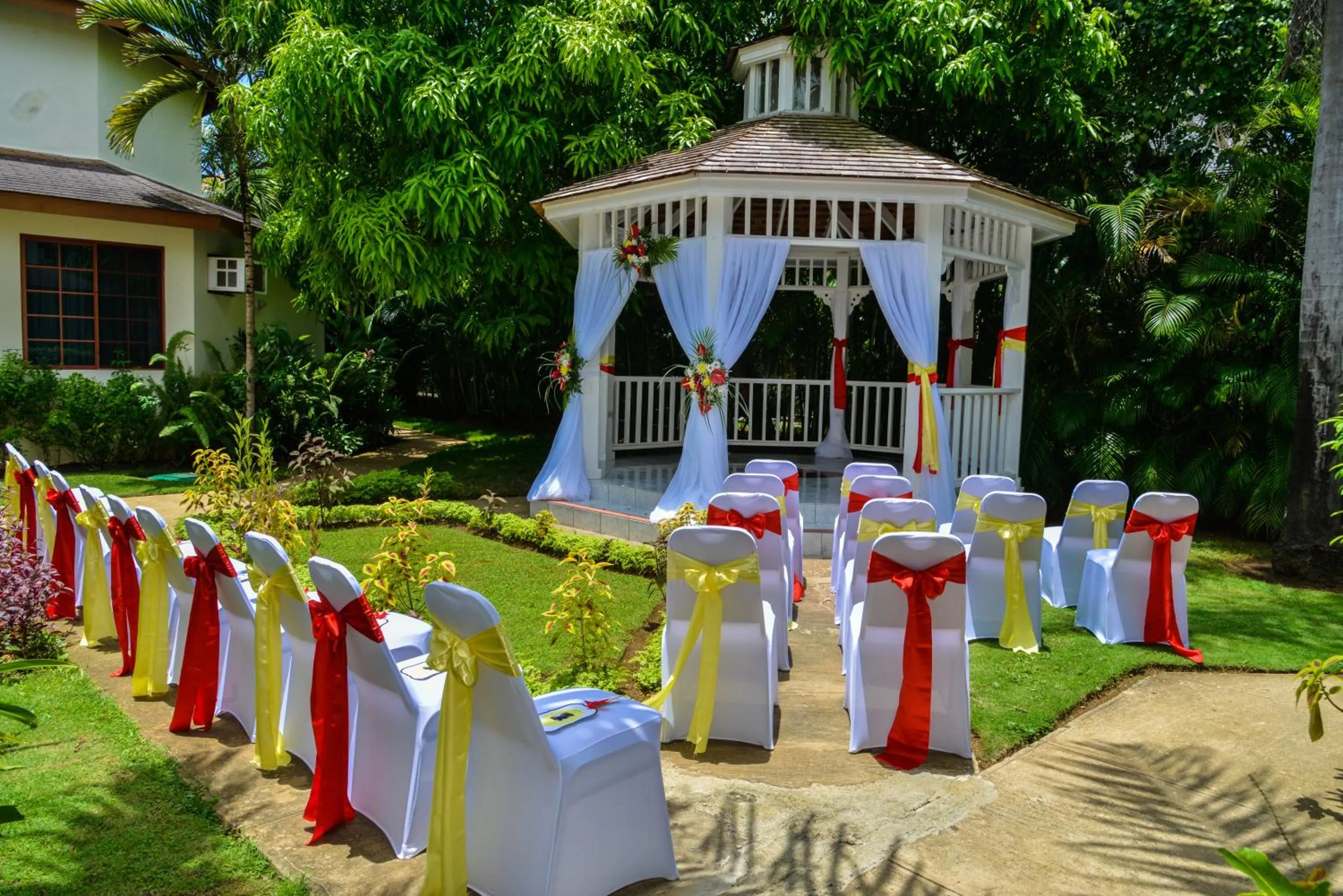 Banquet/Function facilities in Coco La Palm