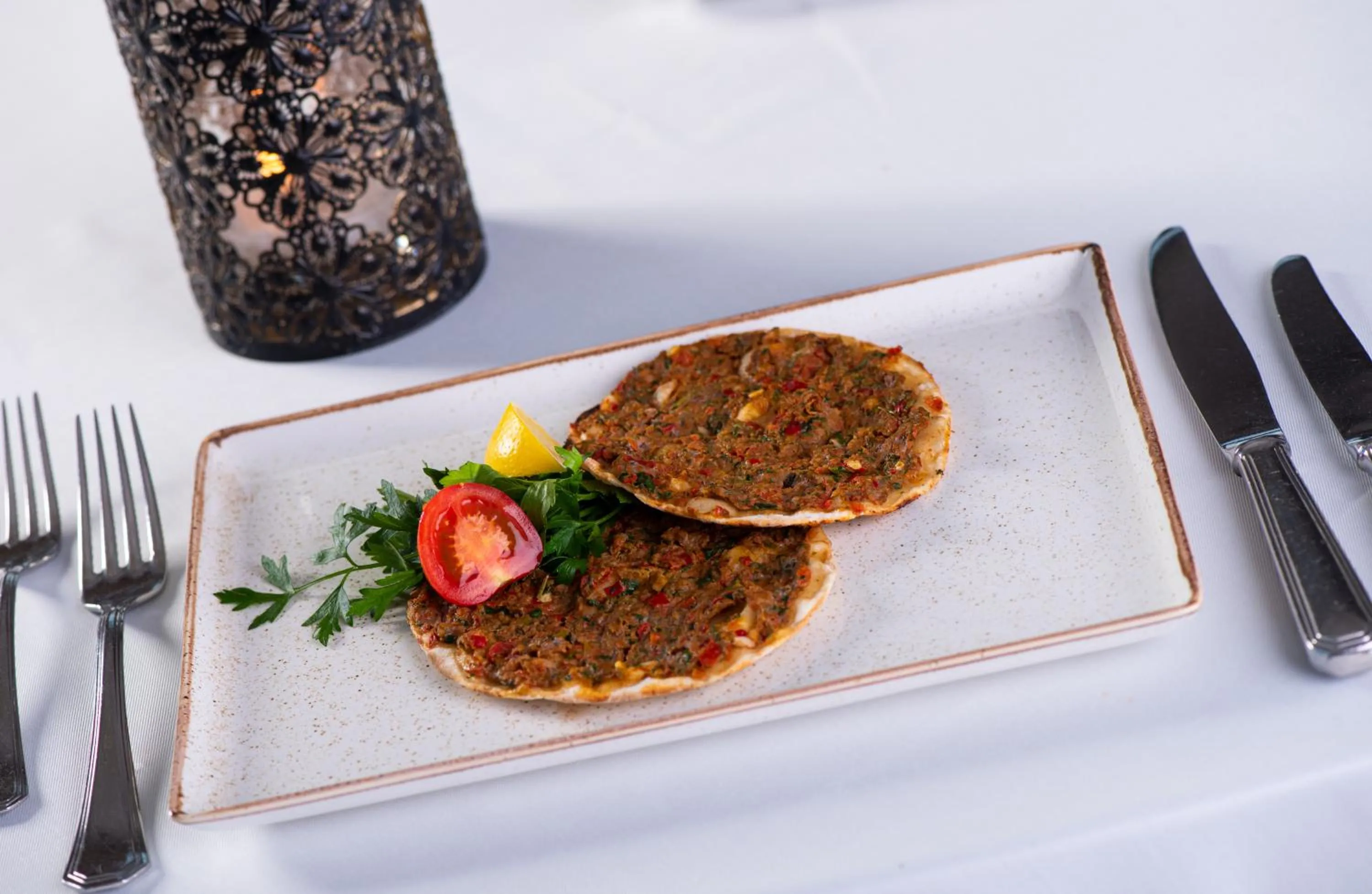 Food in Wellborn Luxury Hotel