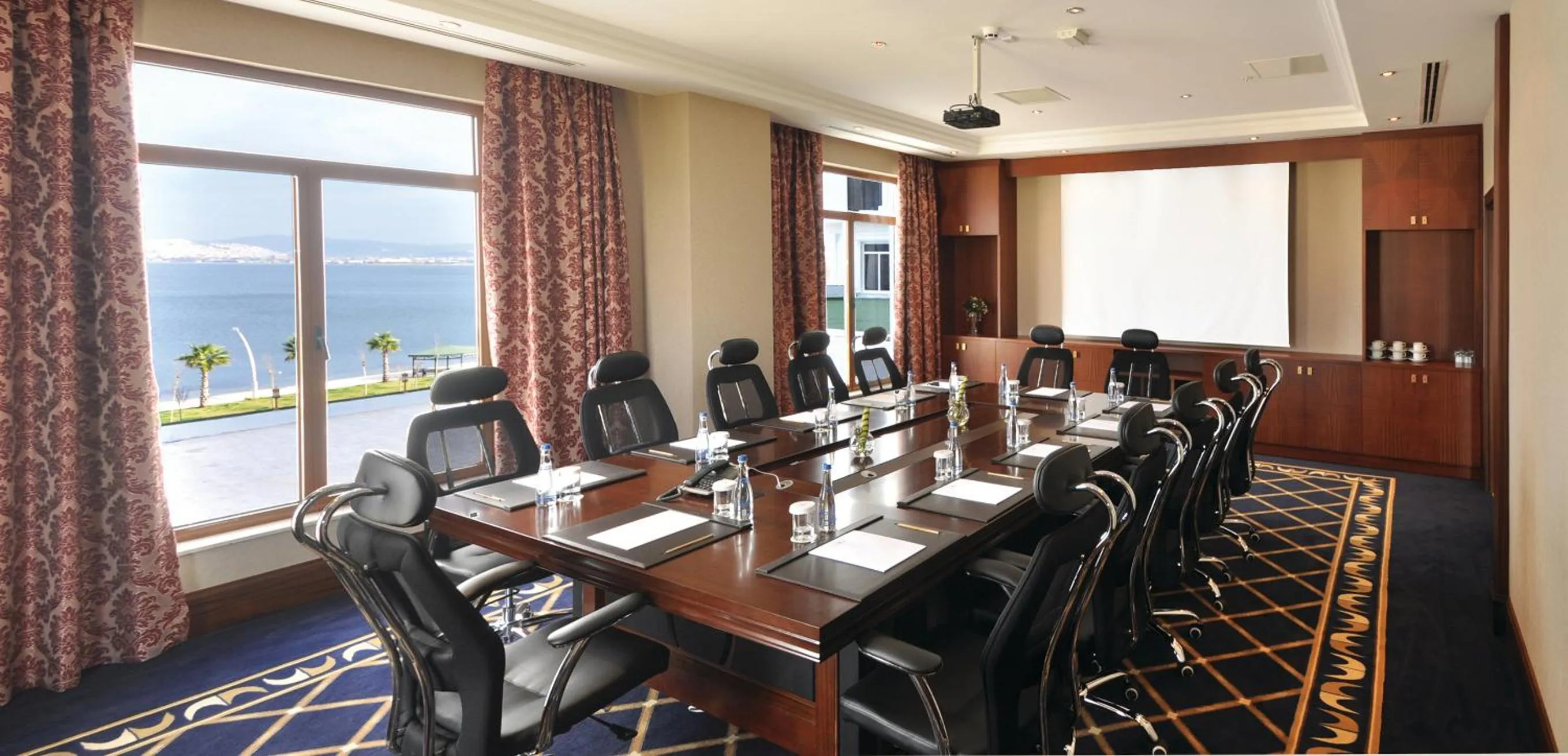Meeting/conference room in Wellborn Luxury Hotel