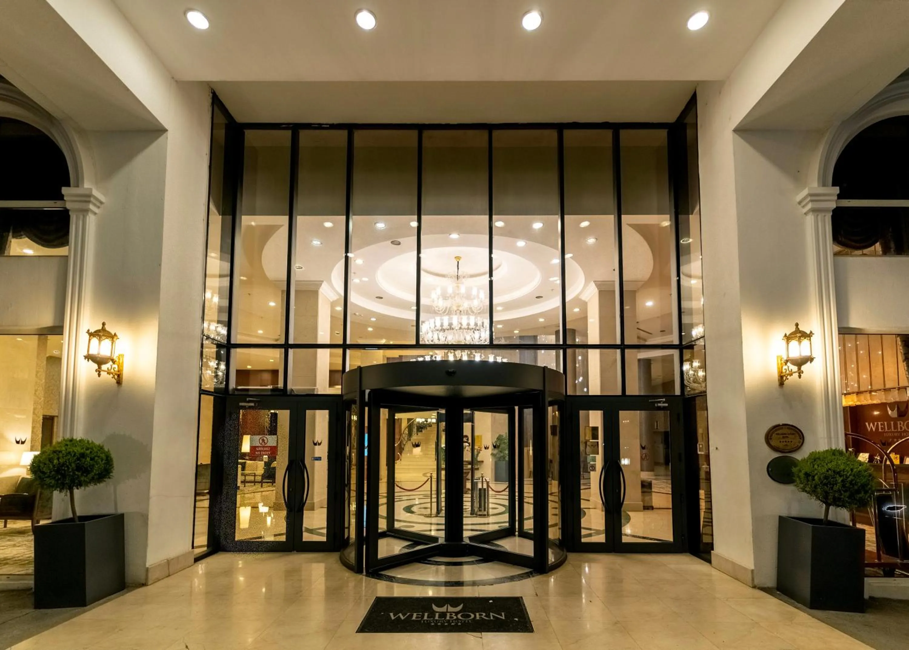Facade/entrance in Wellborn Luxury Hotel