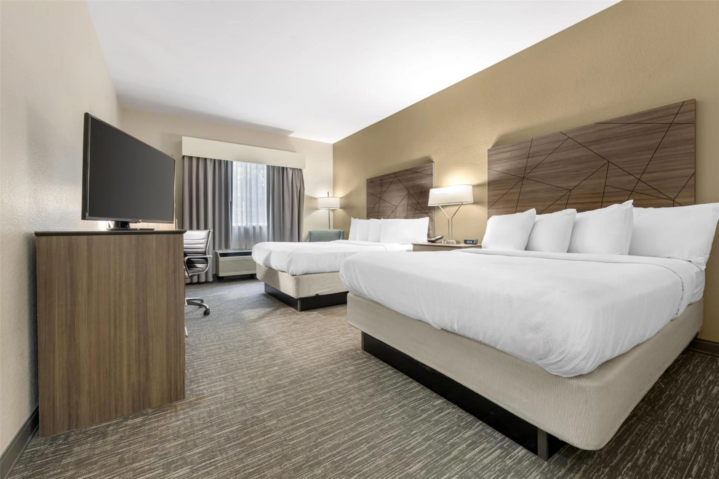 Bedroom, Bed in Best Western Brockport Inn & Suites