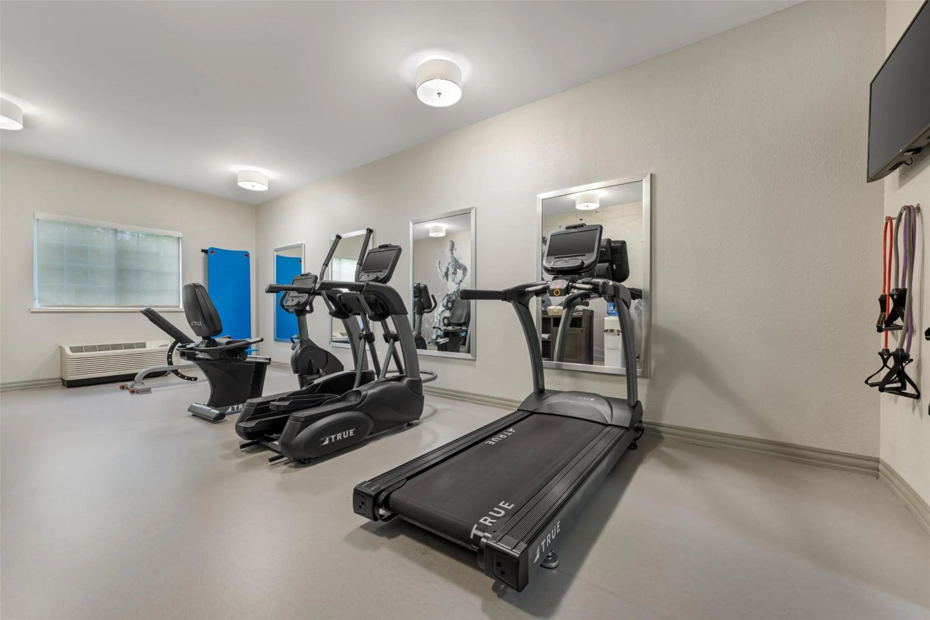 Fitness centre/facilities in Best Western Brockport Inn & Suites