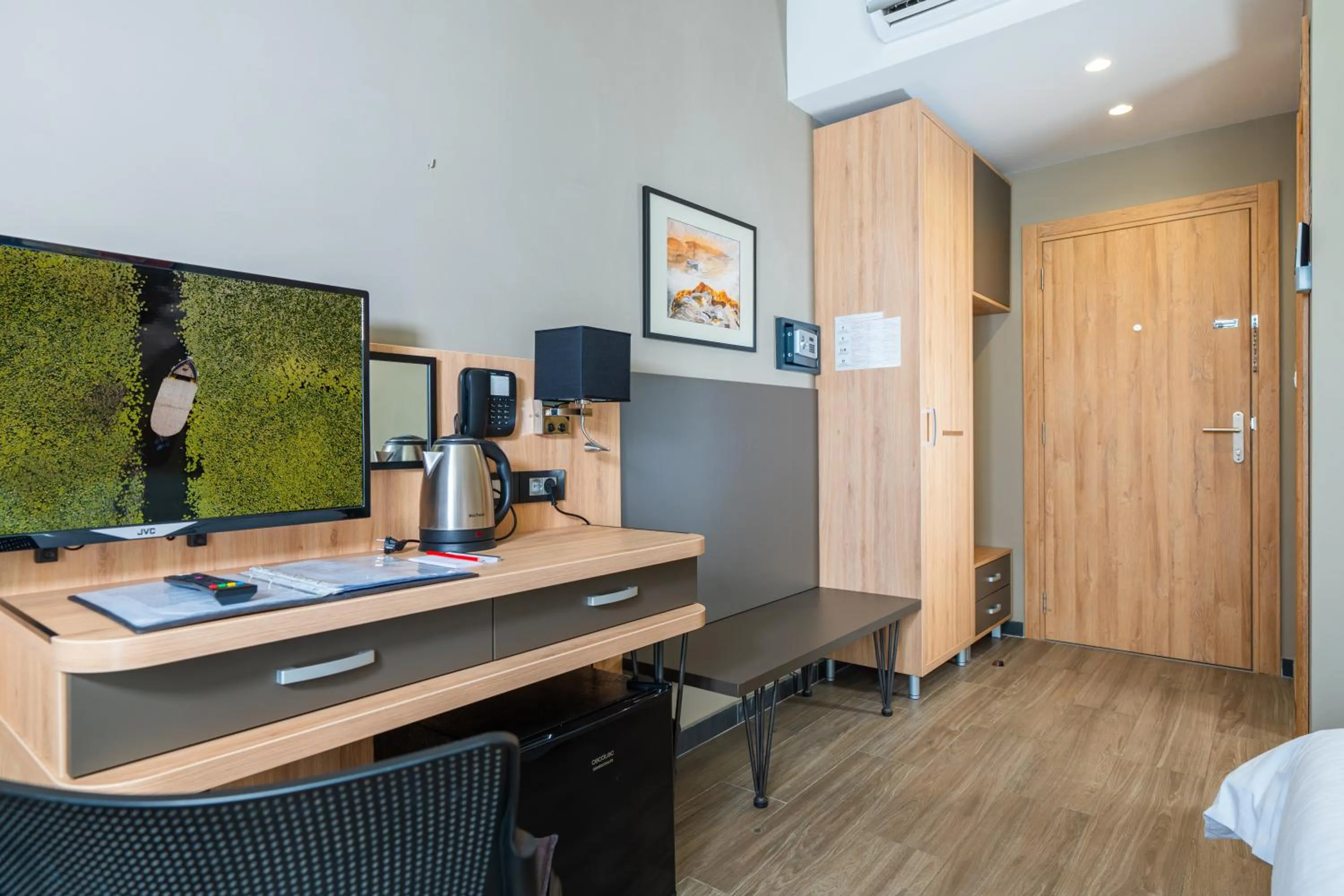 TV and multimedia, Bed in Hotel Resurs