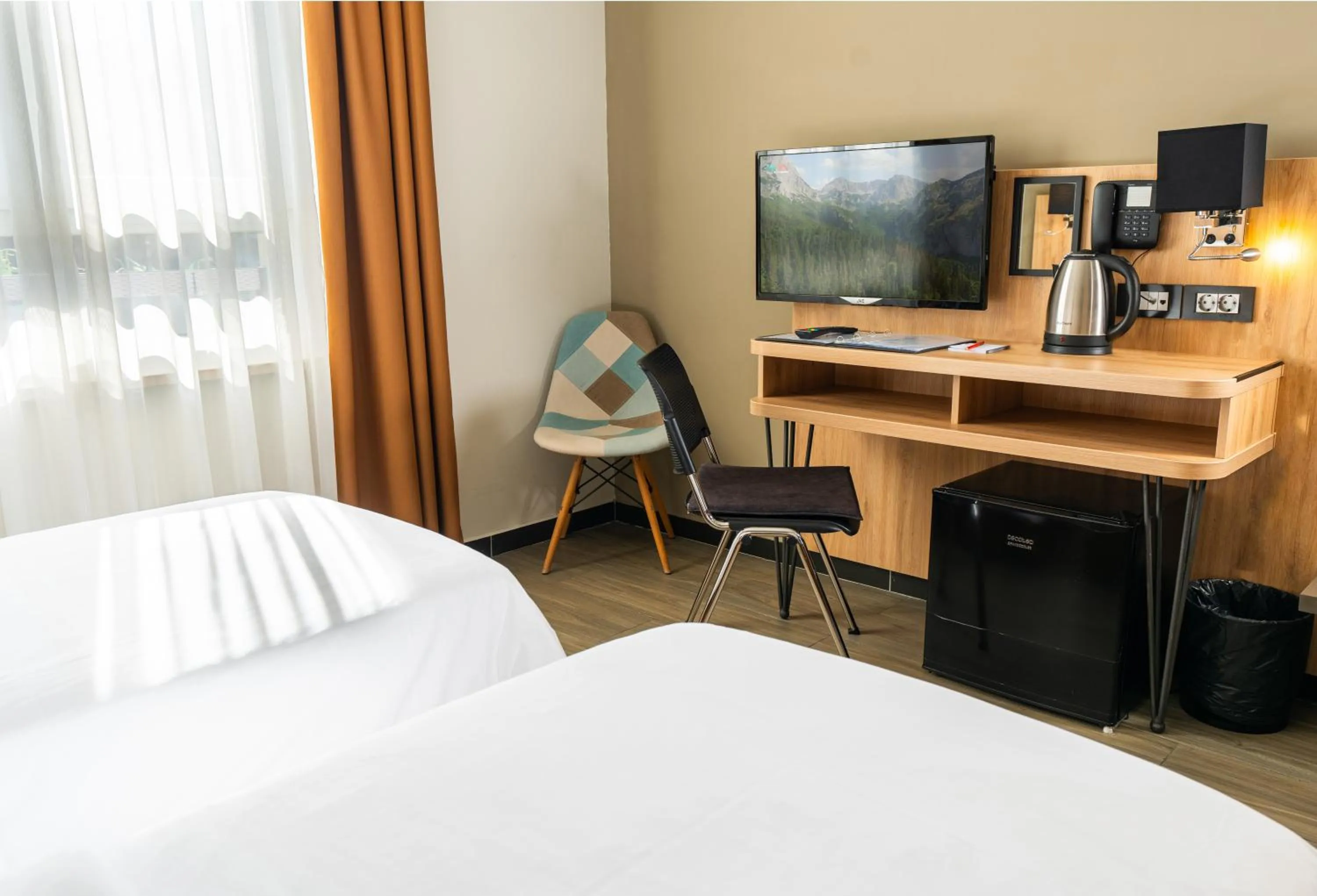 TV and multimedia, Bed in Hotel Resurs