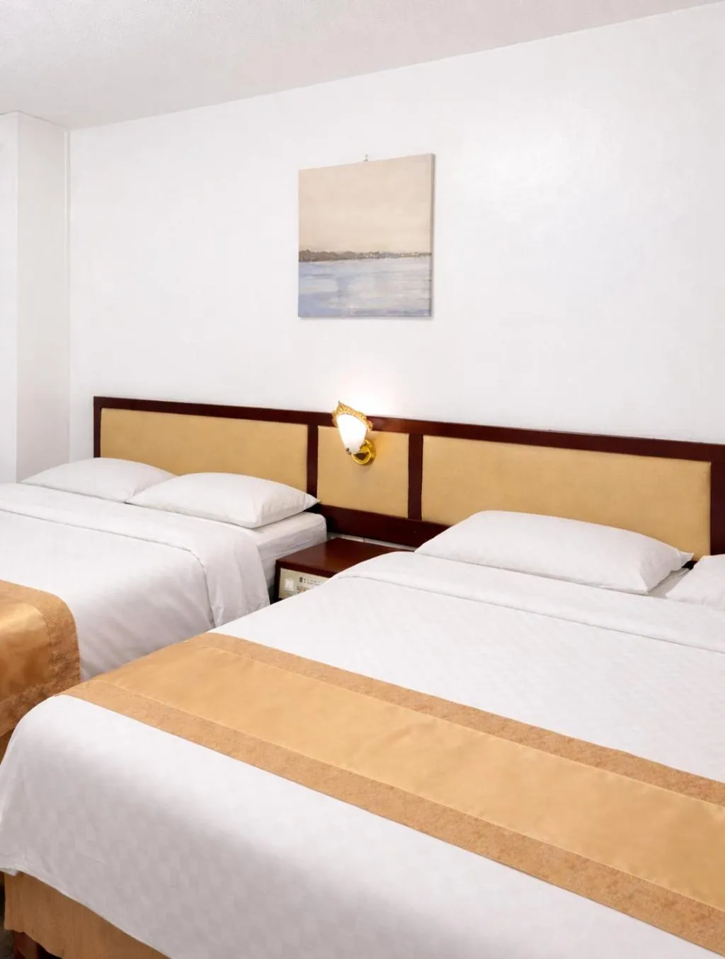 Photo of the whole room, Bed in Inn Sun Hotel