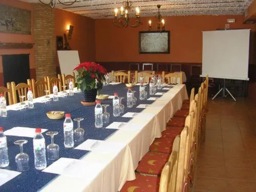Business facilities in Hotel Palacio Guzmanes