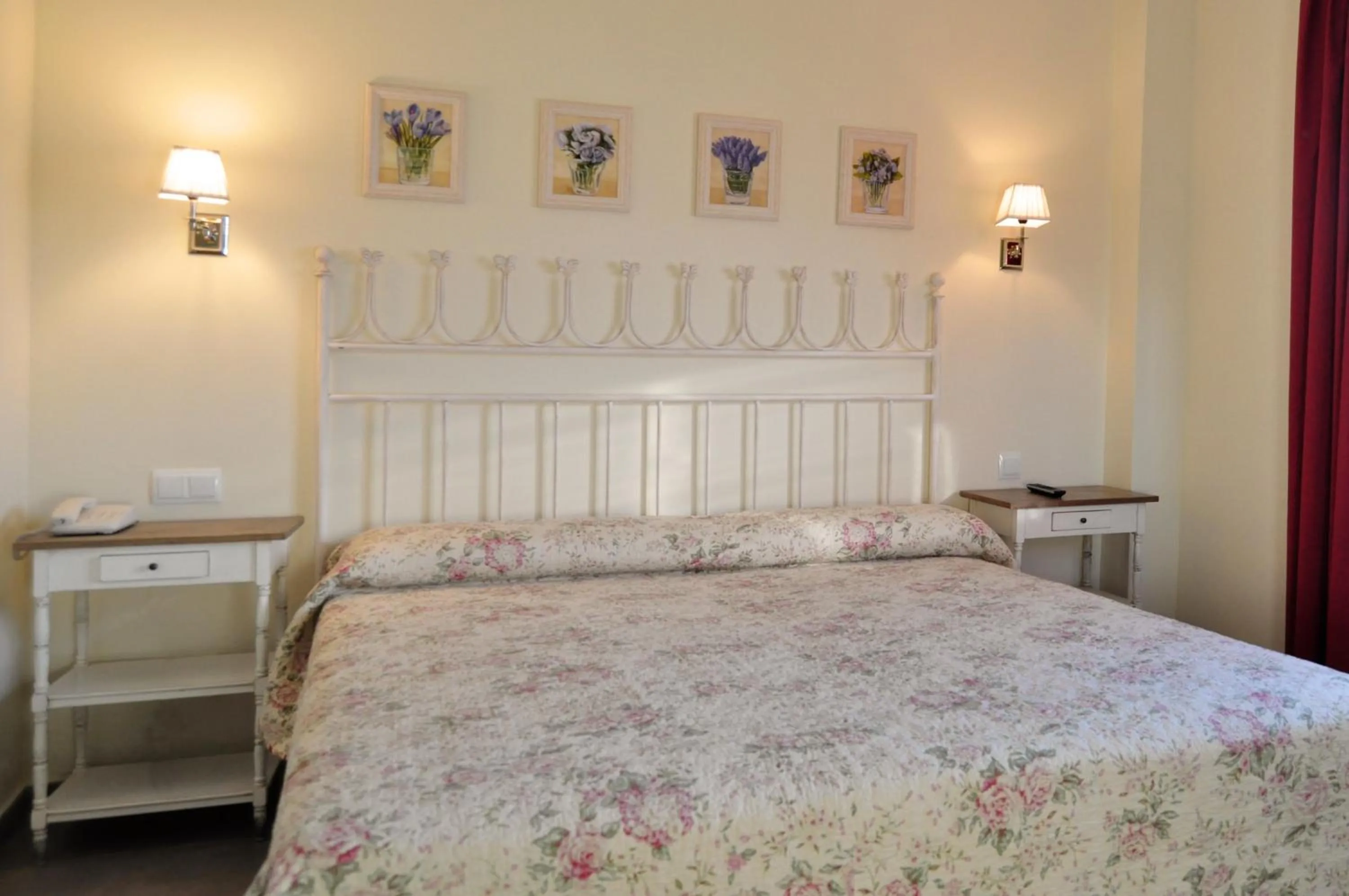 Bed in Hotel El Rondón