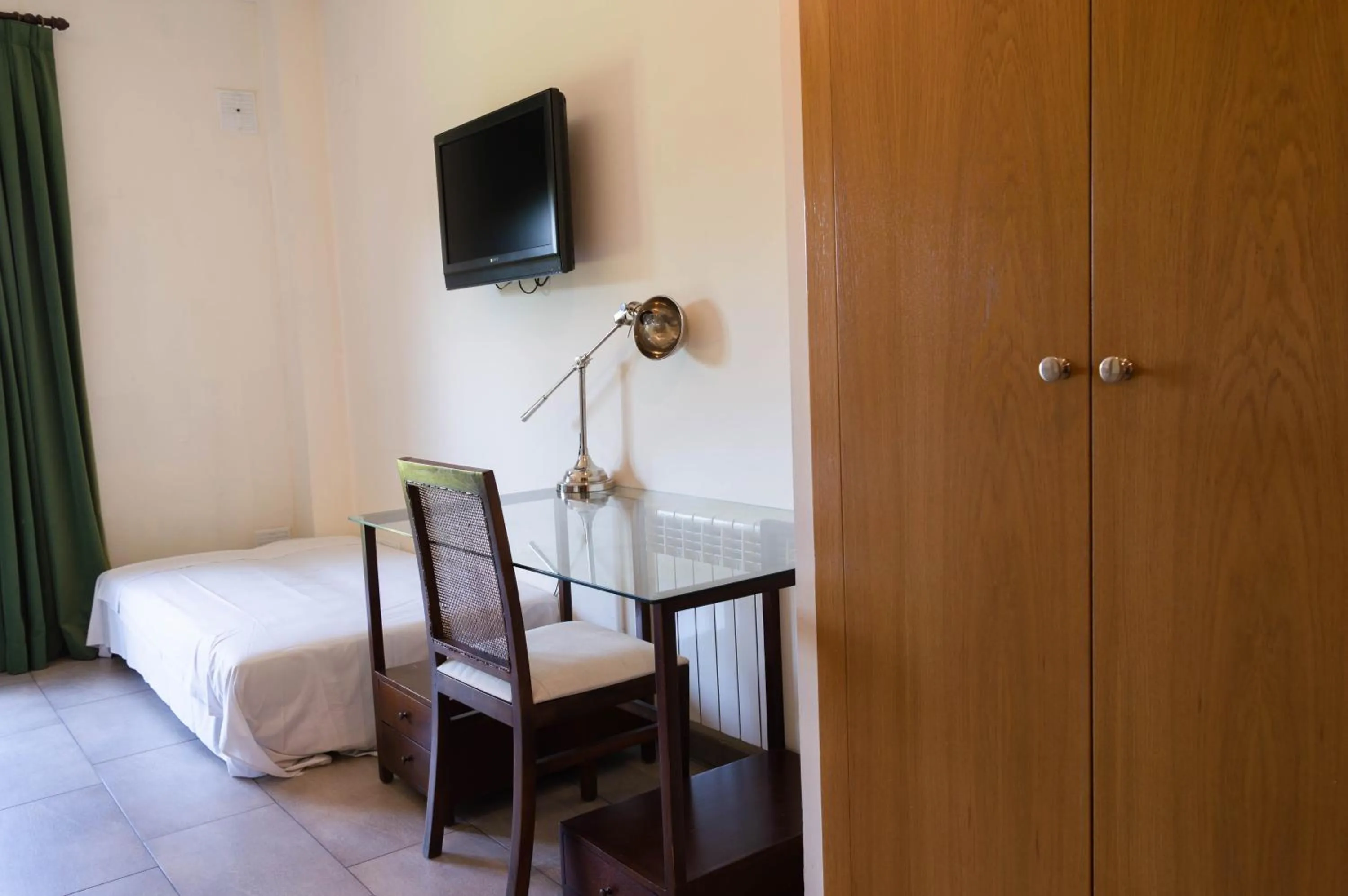 Area and facilities, Bed in Hotel El Rondón