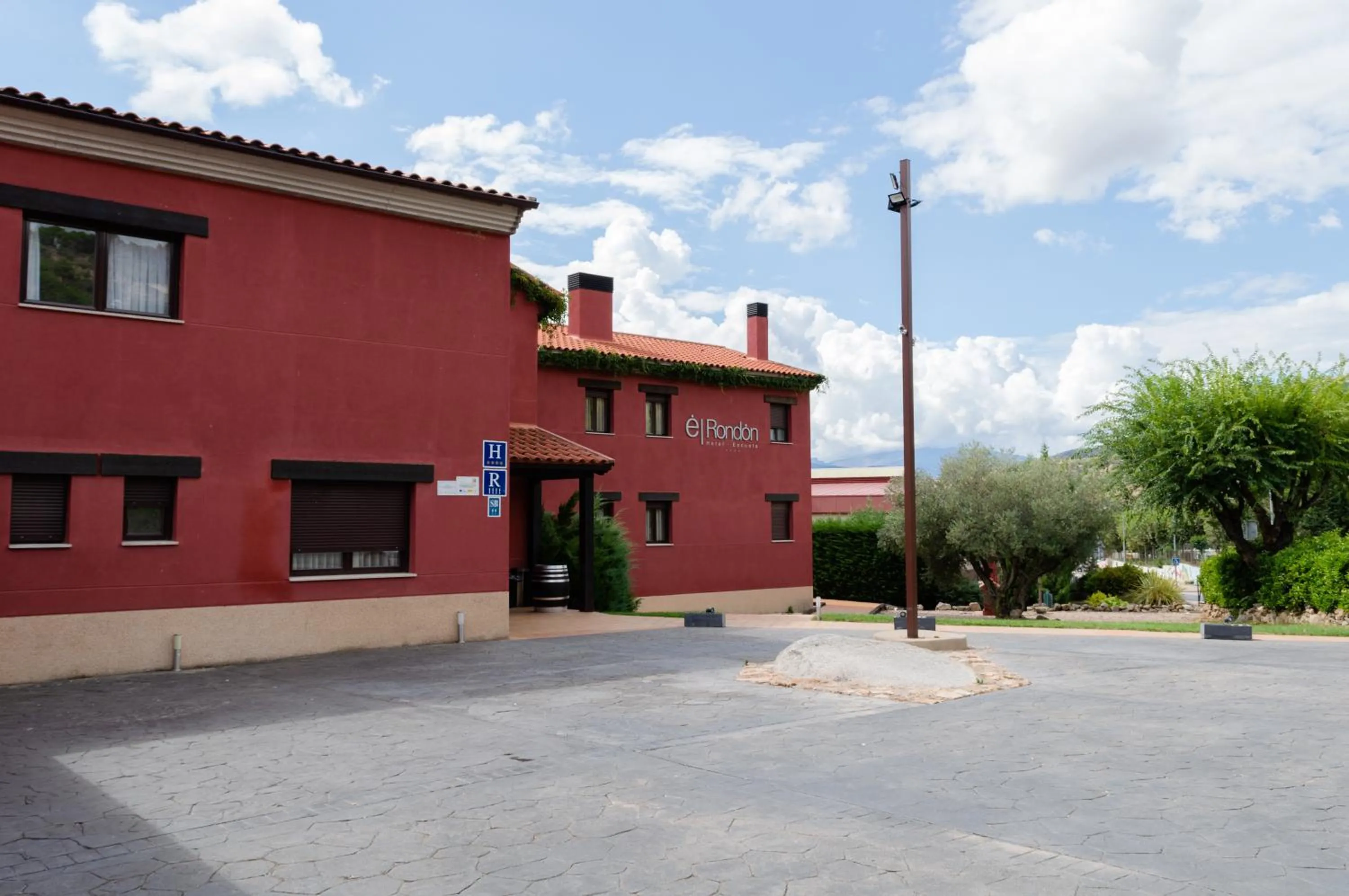 Property building in Hotel El Rondón