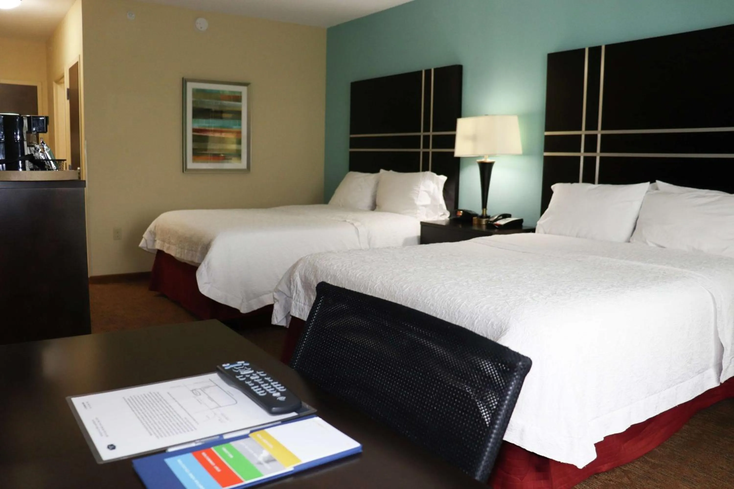 Bed in Hampton Inn Austin Oak Hill