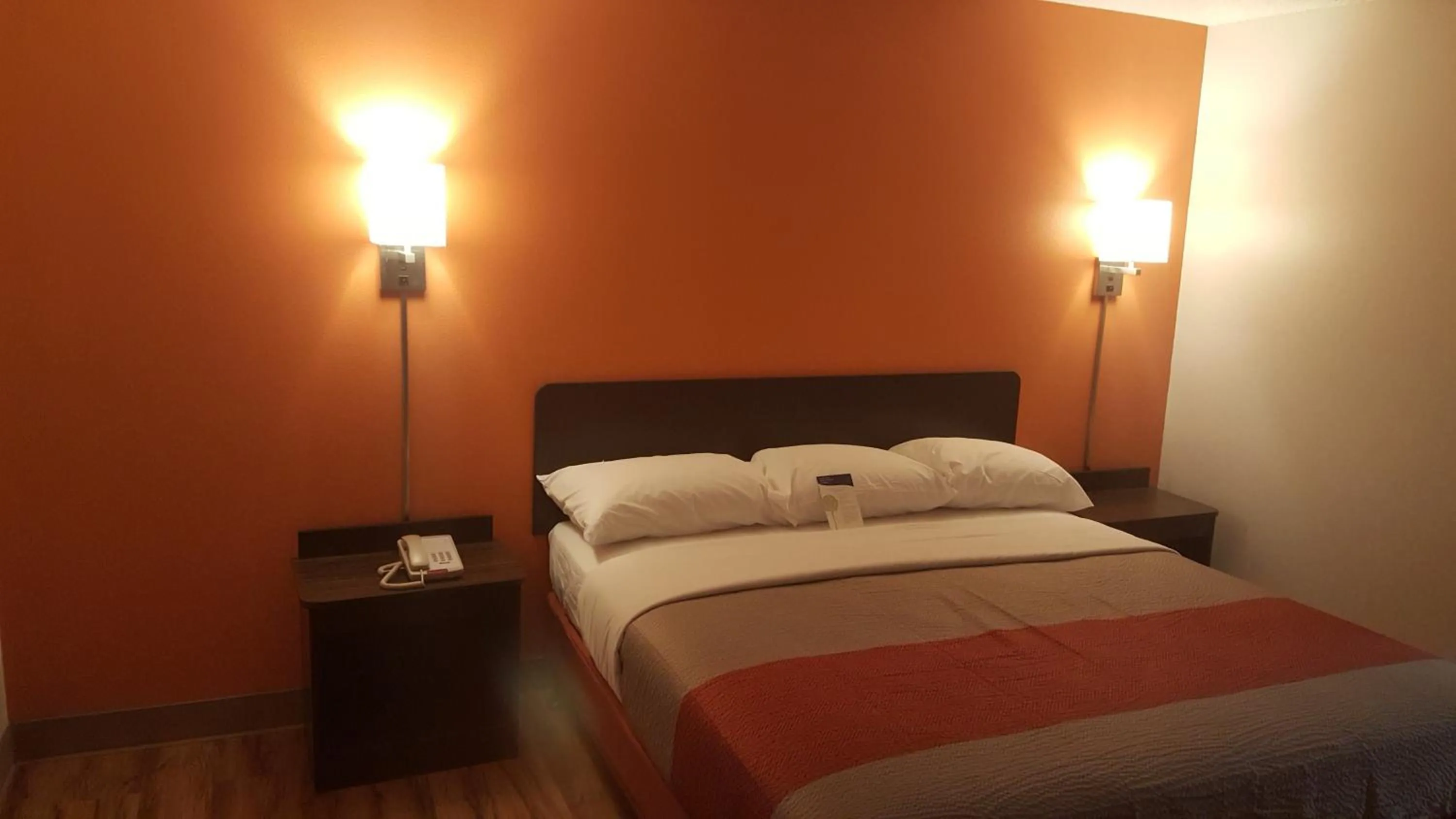 Bed in Motel 6-Maryland Heights, MO