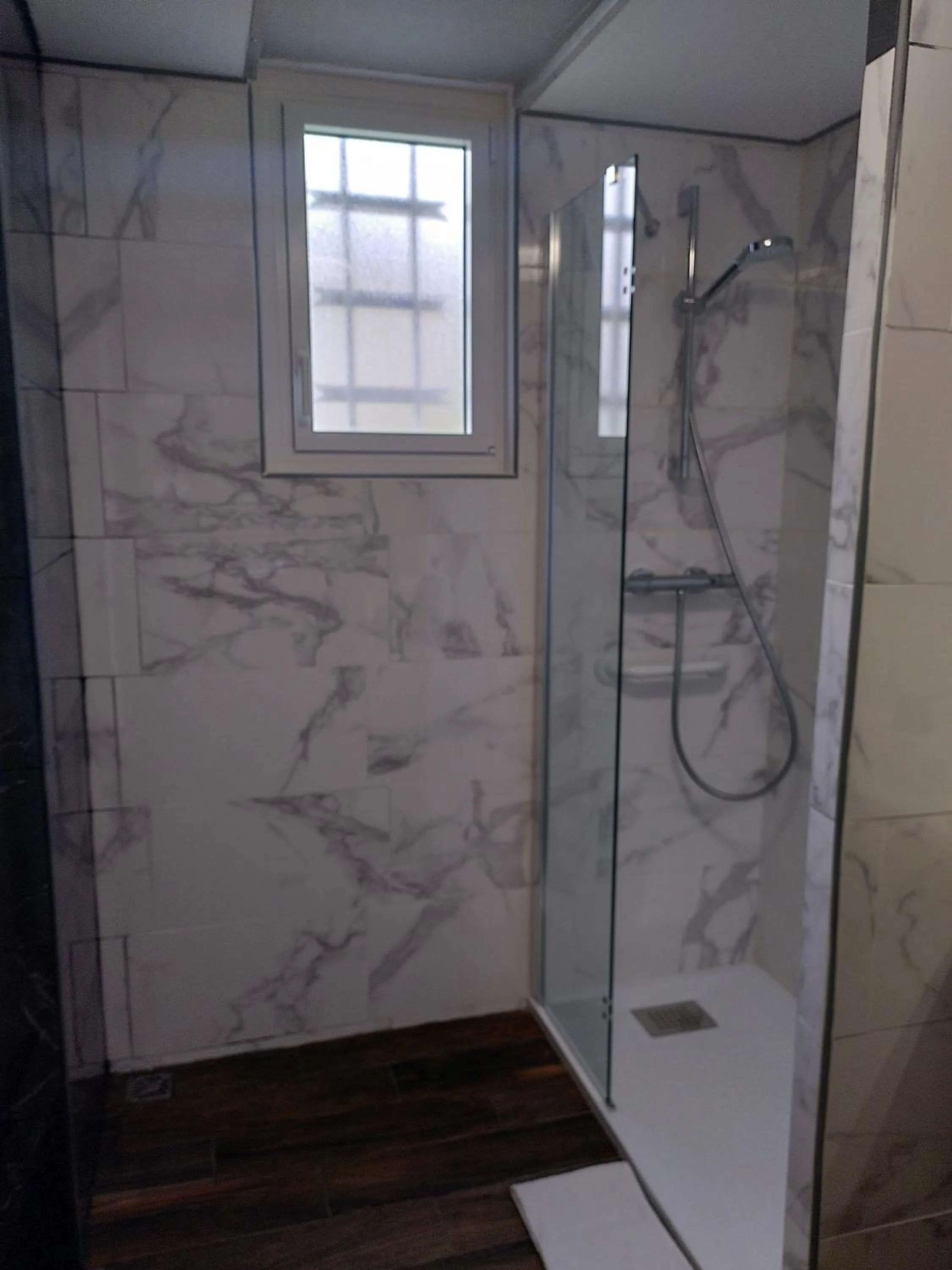 Shower in Au fil du temps