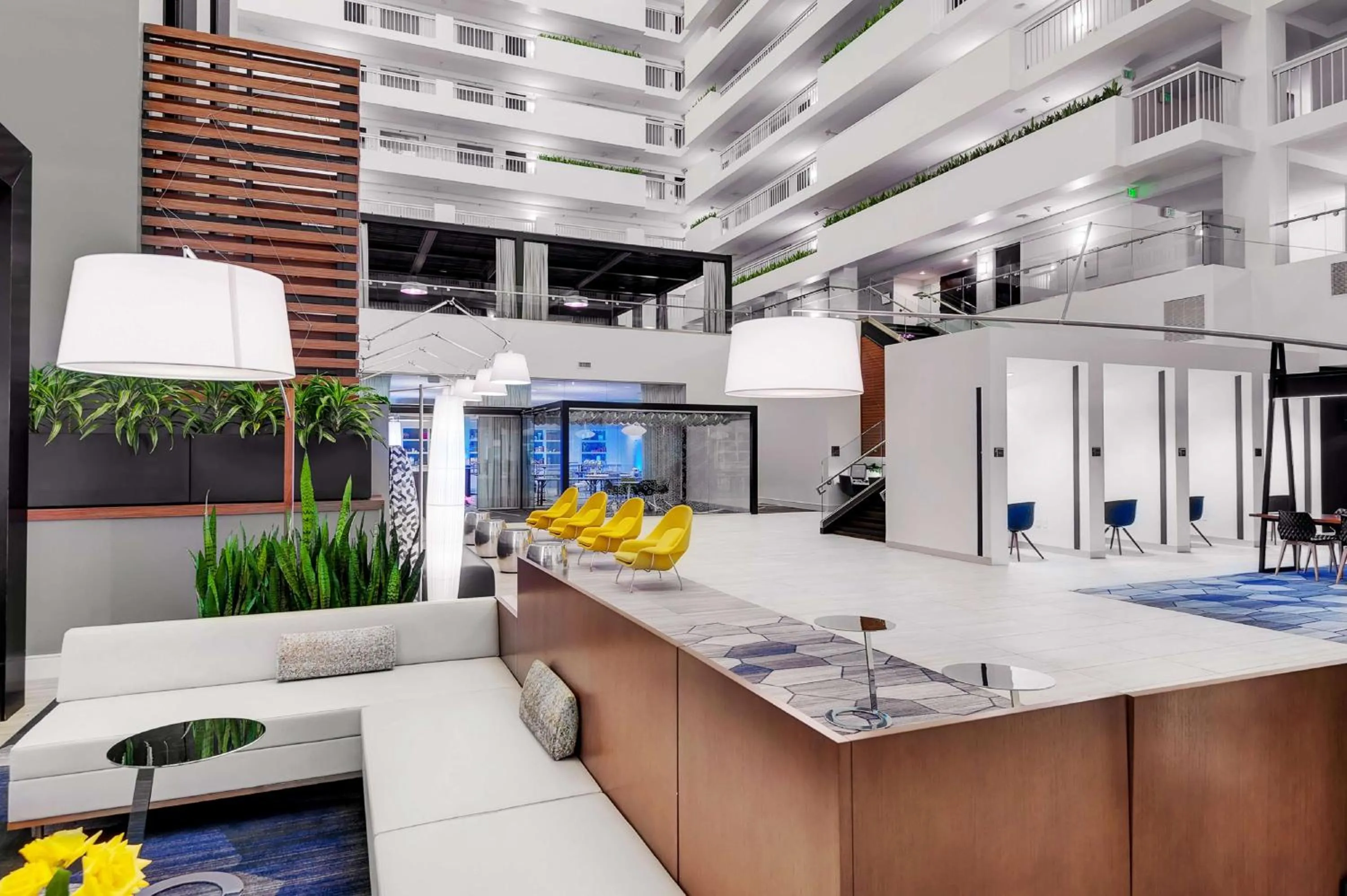 Lobby or reception in Embassy Suites by Hilton Raleigh Crabtree