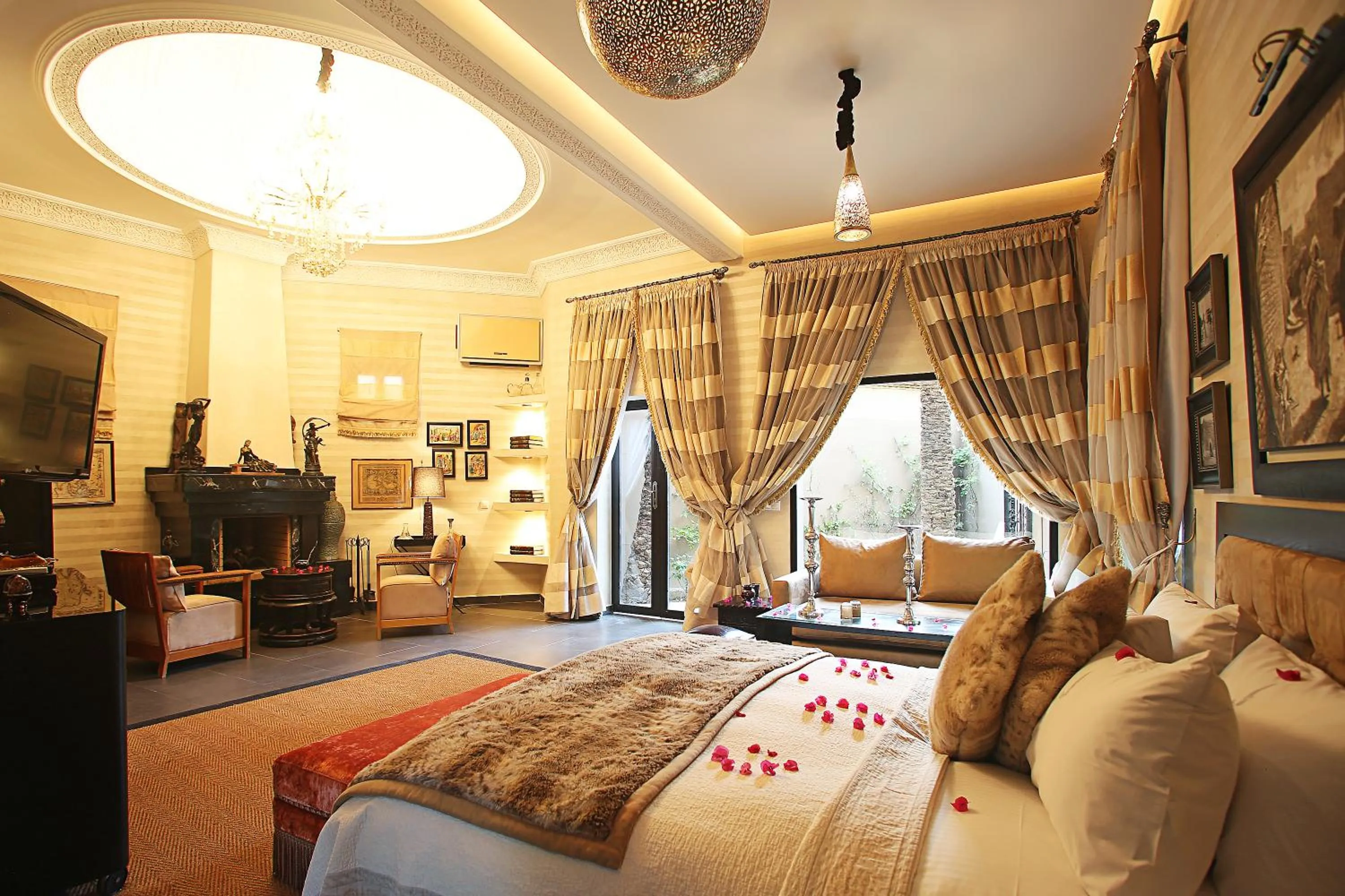 Bedroom in Le Palais Rhoul and Spa