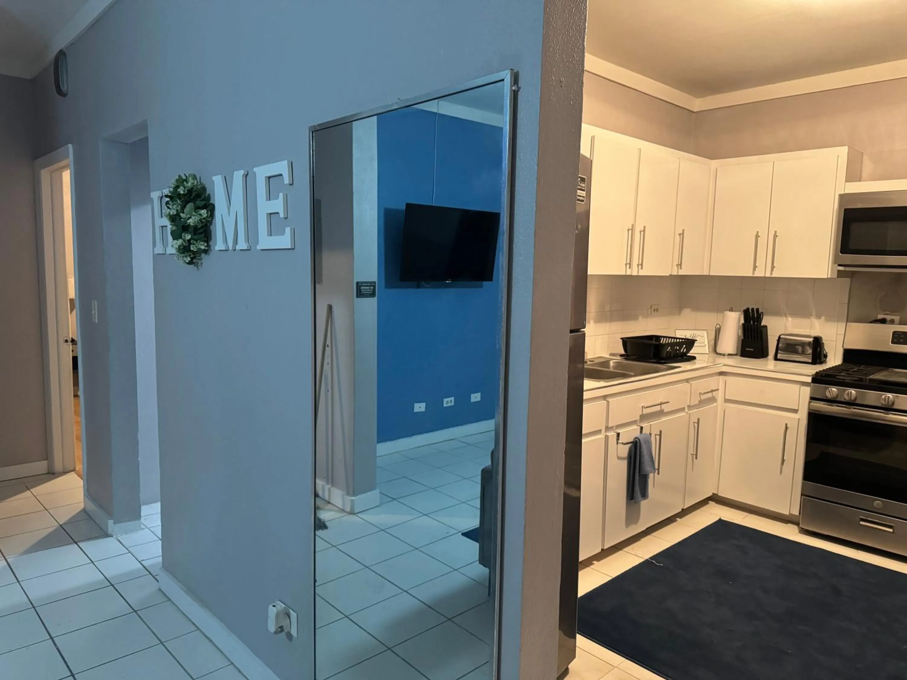 Property building in Kozy Bahamas Getaway