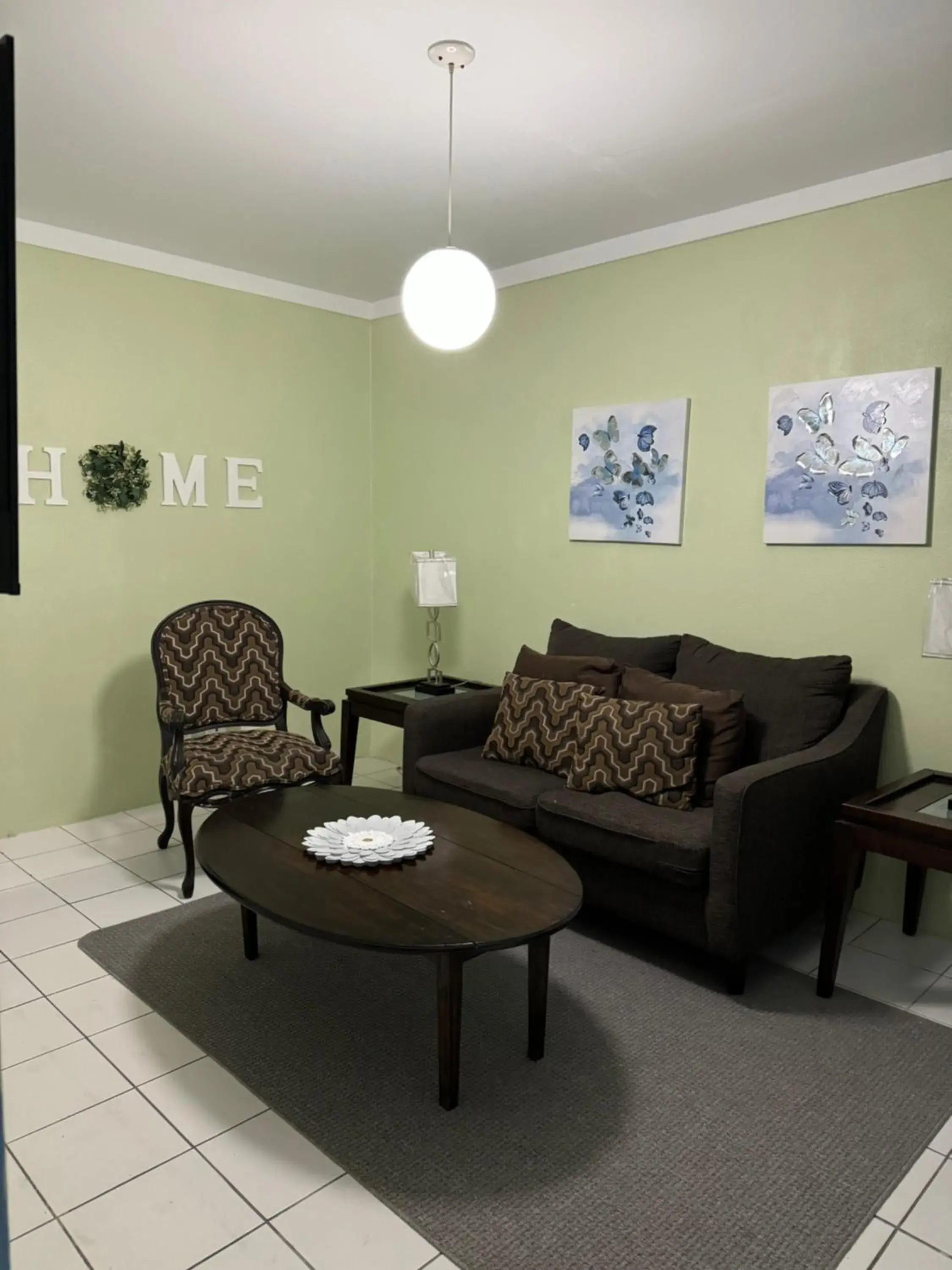 One-Bedroom Deluxe Apartment in Kozy Bahamas Getaway 18 mins from Airport & USA Embassy One-Bedroom Deluxe Apartment in Kozy Bahamas Getaway 18 mins from Airport & USA Embassy