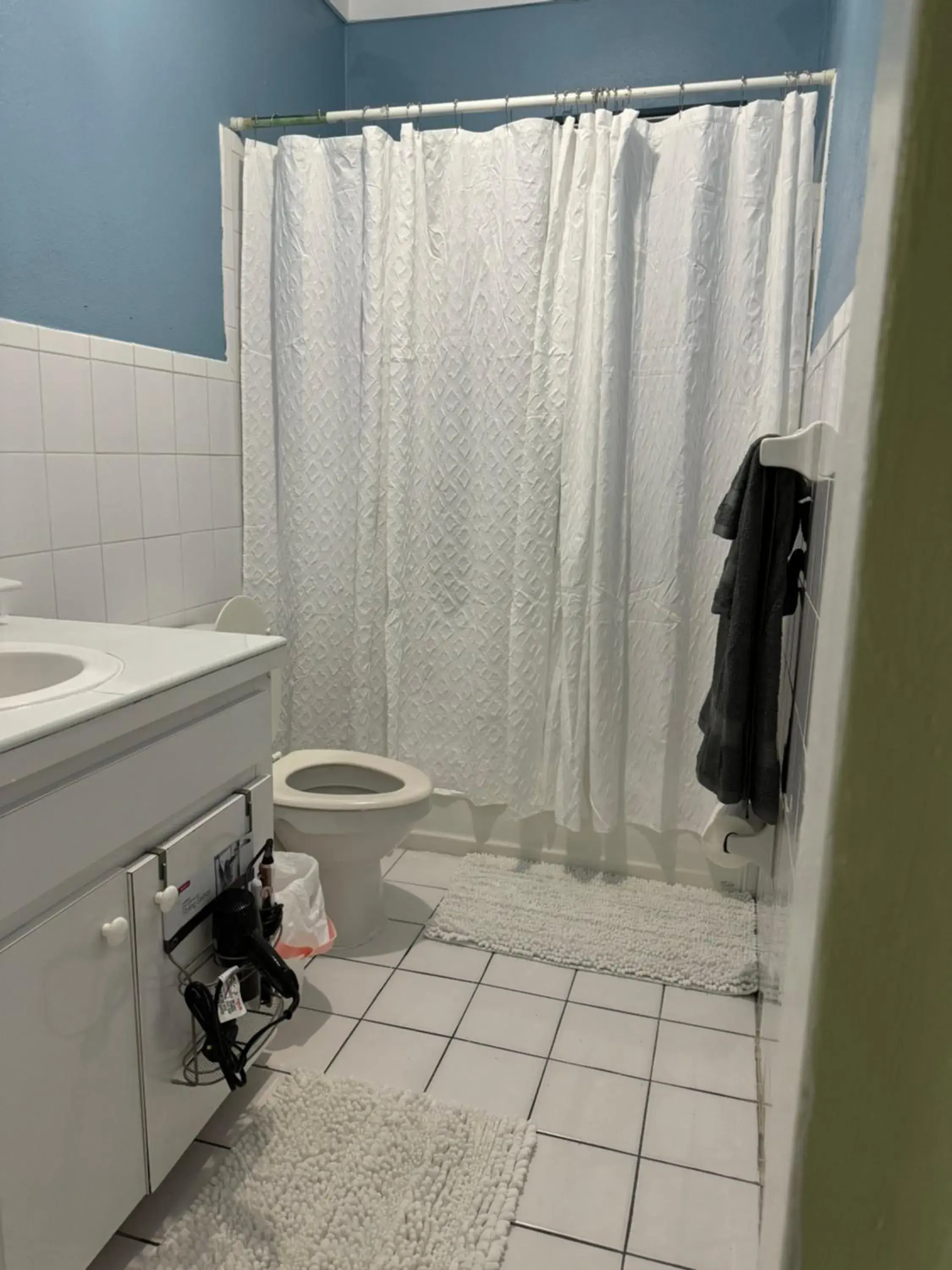 One-Bedroom Deluxe Apartment in Kozy Bahamas Getaway 25mins from Airport & USA Embassy One-Bedroom Deluxe Apartment in Kozy Bahamas Getaway 25mins from Airport & USA Embassy