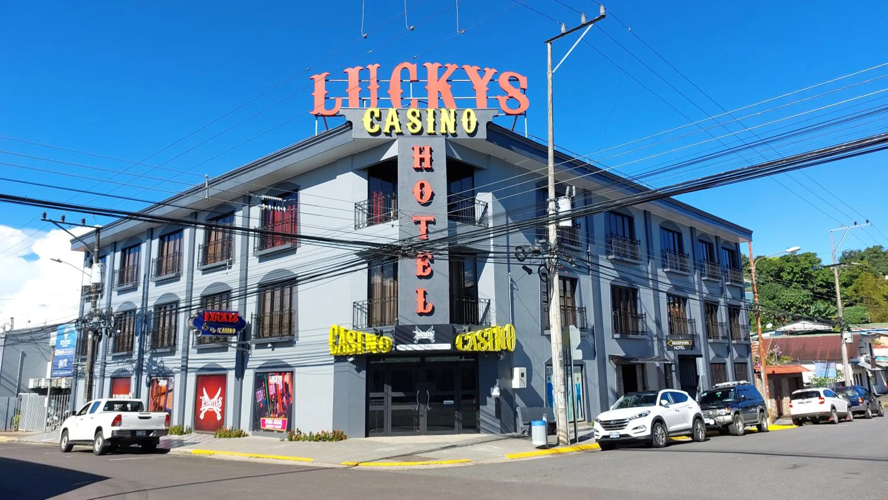 Property building in Hotel Luckys