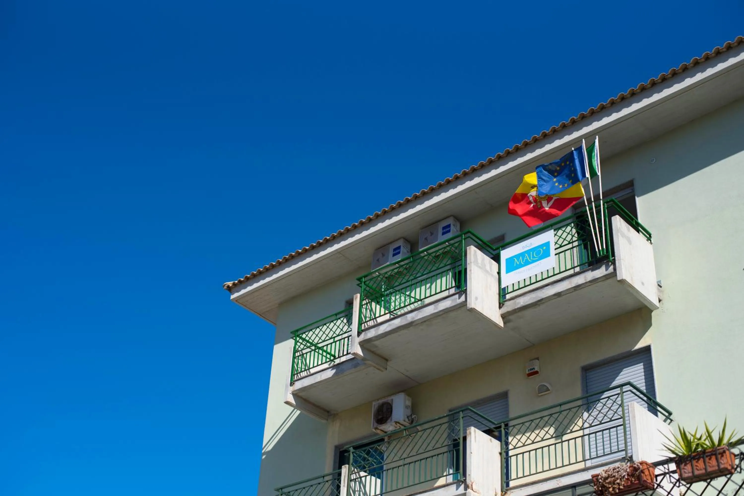 Property building in B&B MaLò Family Friendly