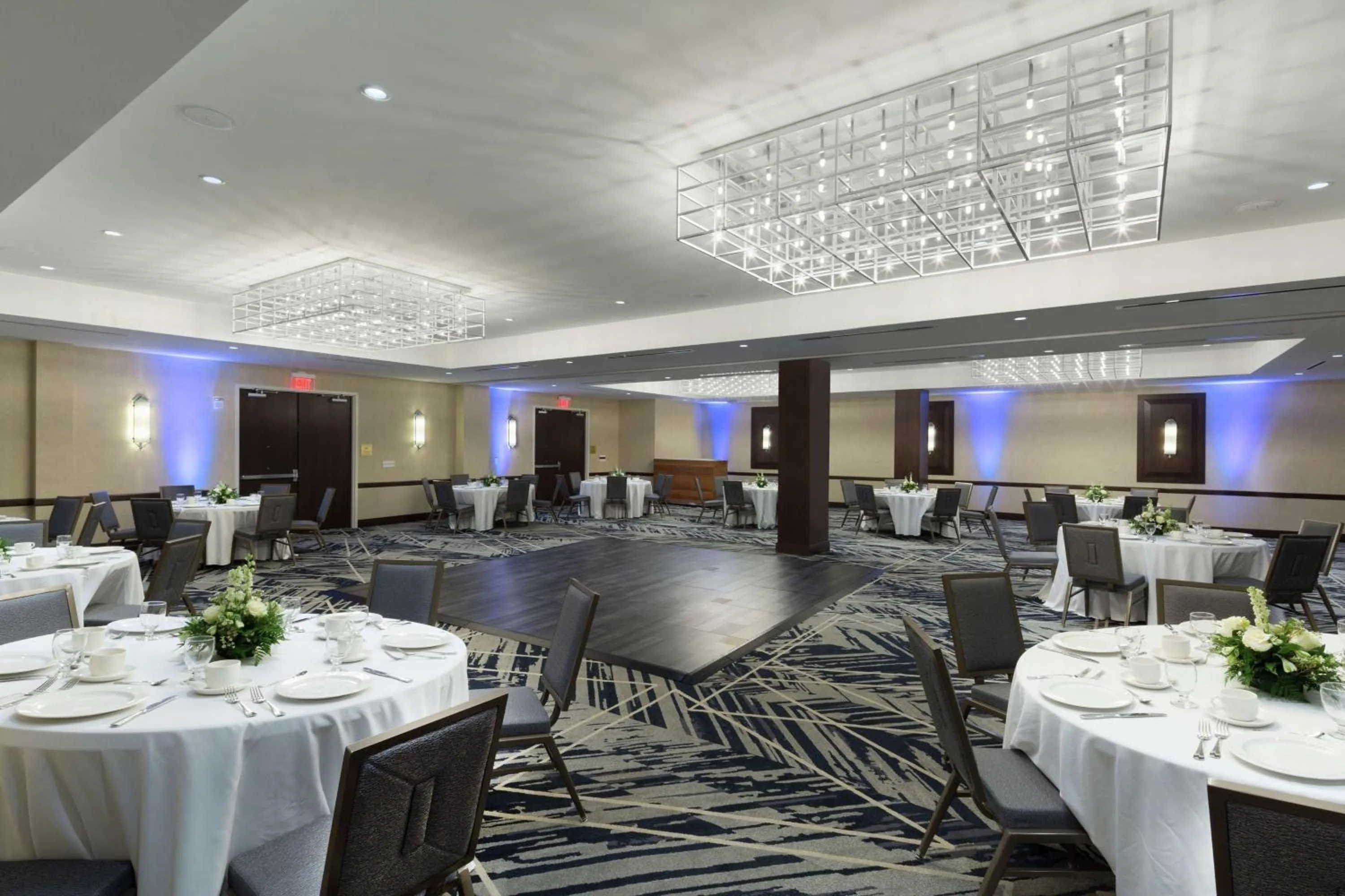 Meeting/conference room in Doubletree By Hilton Jamestown, Ny