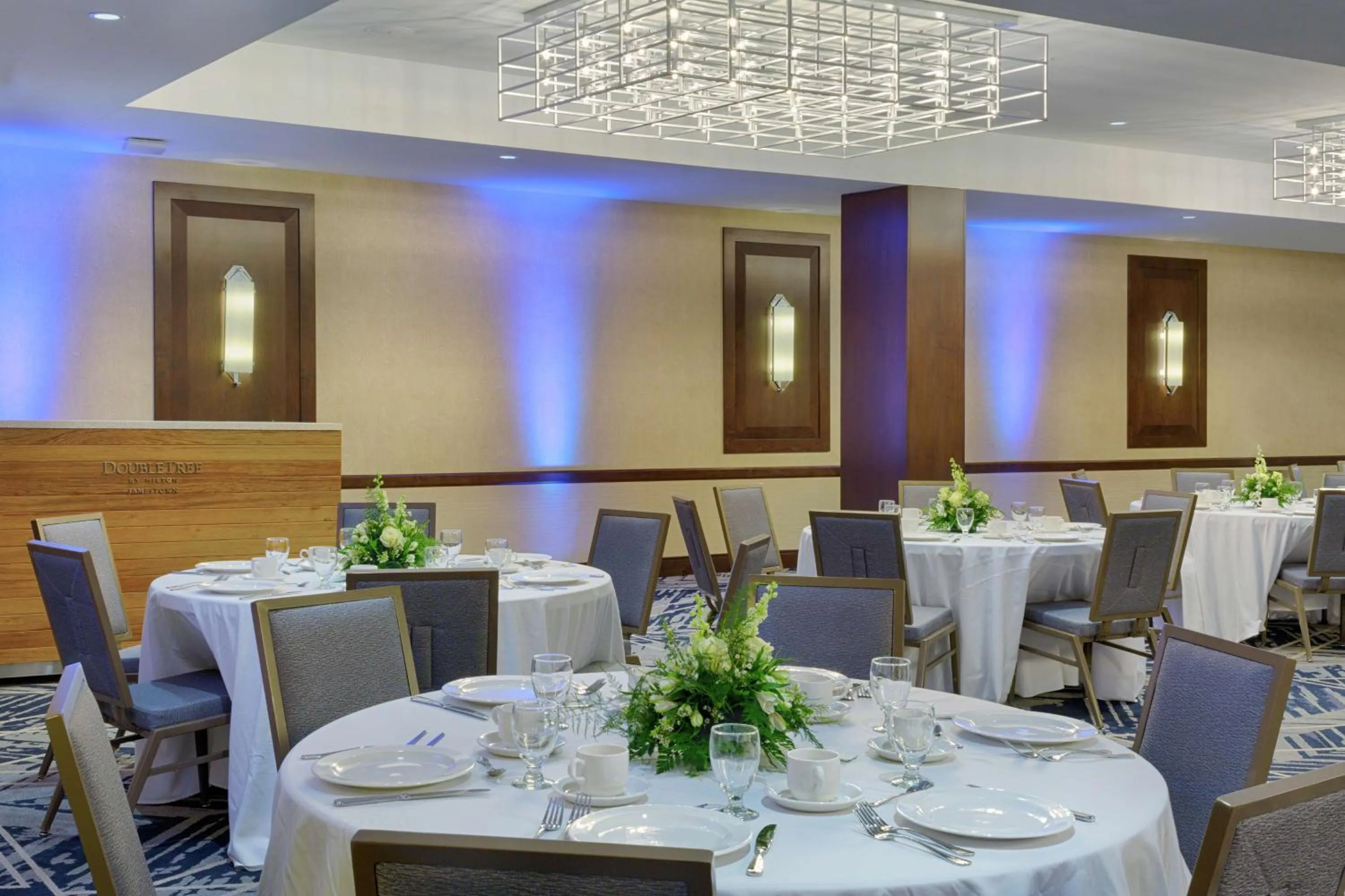 Meeting/conference room in Doubletree By Hilton Jamestown, Ny