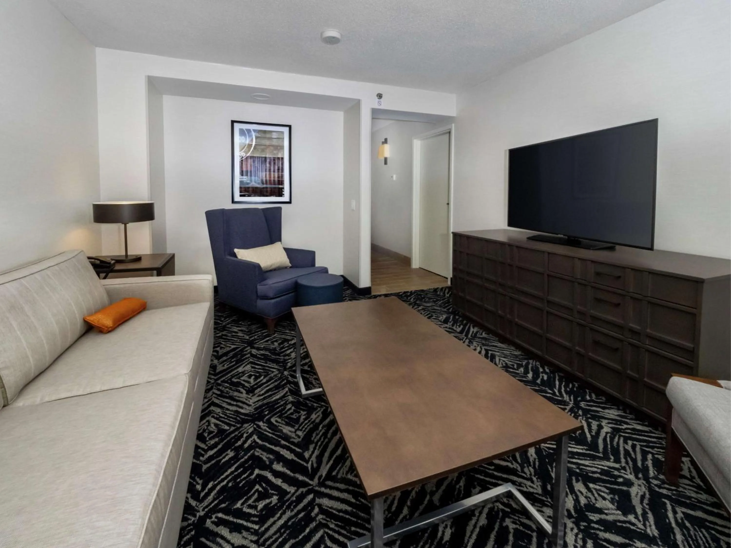 Bedroom in Doubletree By Hilton Jamestown, Ny