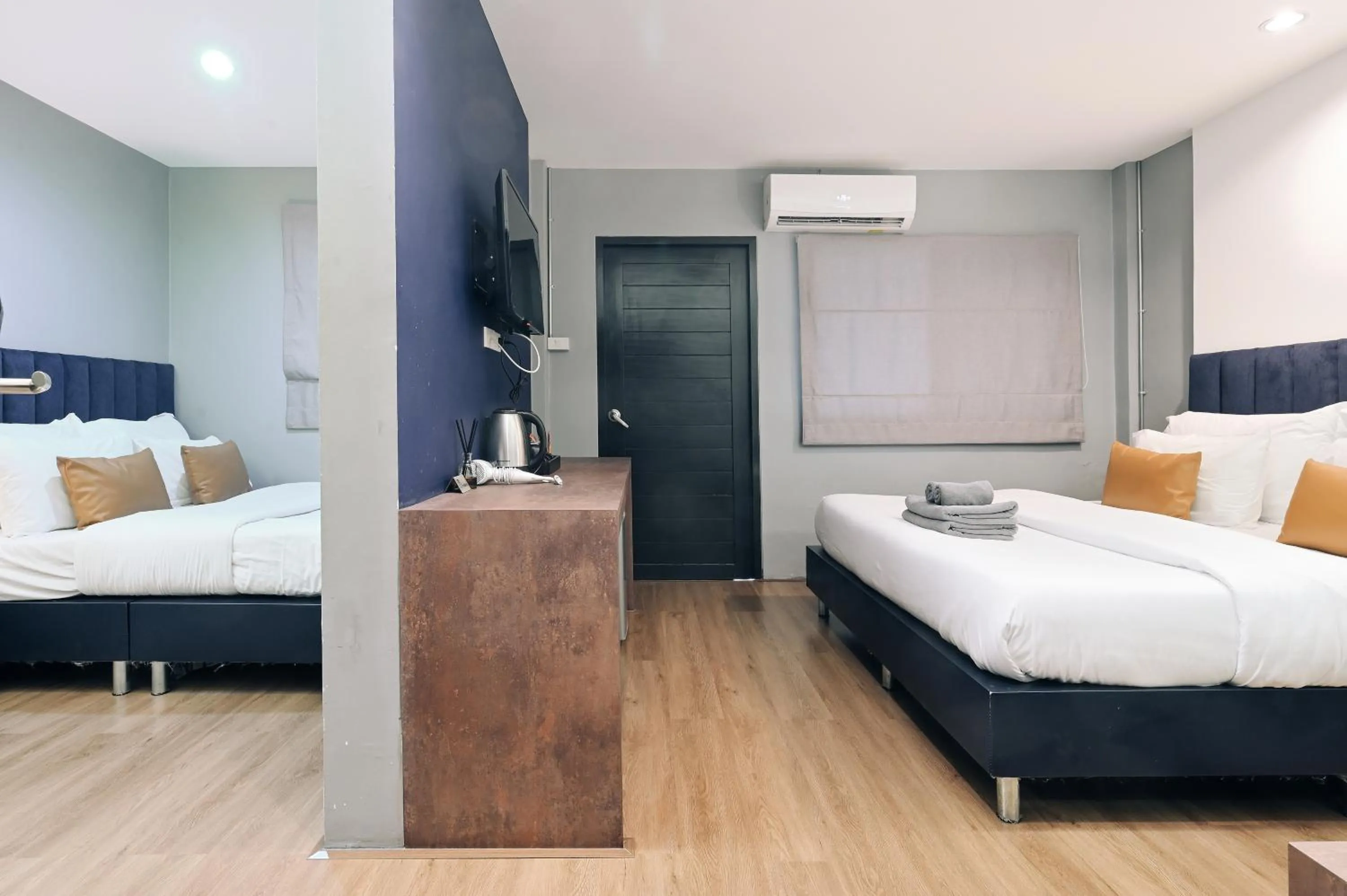 Bed in Castle Black Bangkok