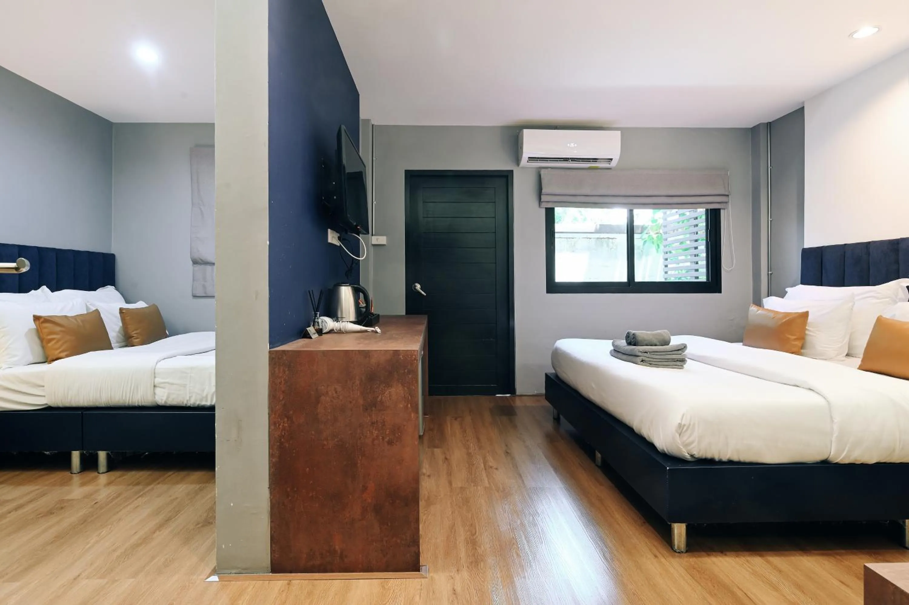 Bed in Castle Black Bangkok