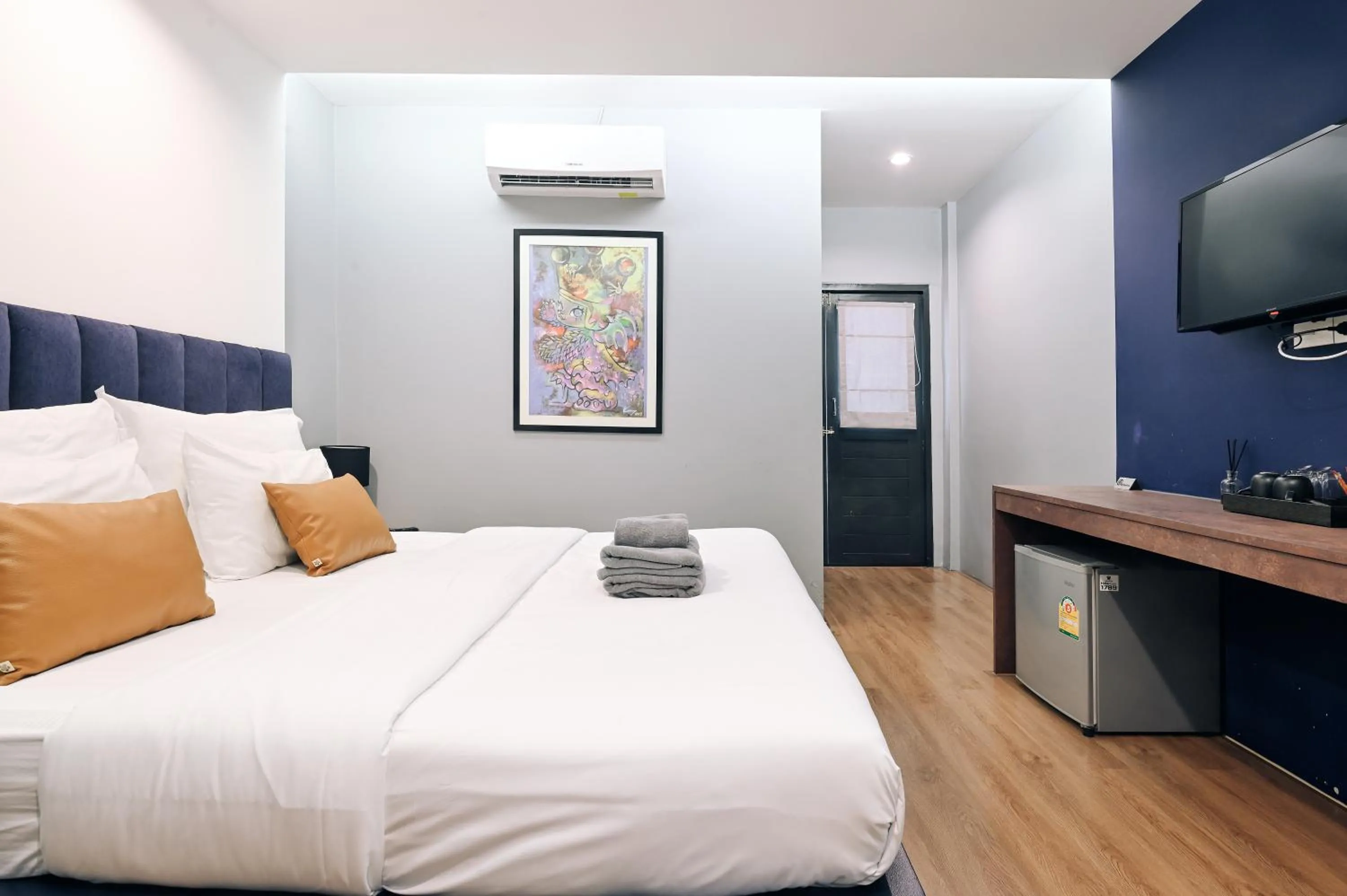 Bed in Castle Black Bangkok