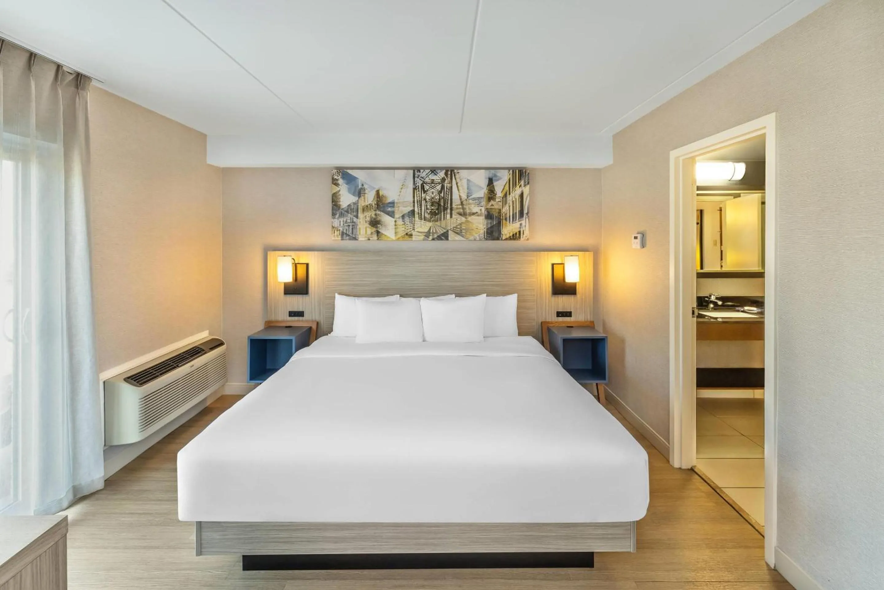 Bedroom, Bed in Comfort Inn