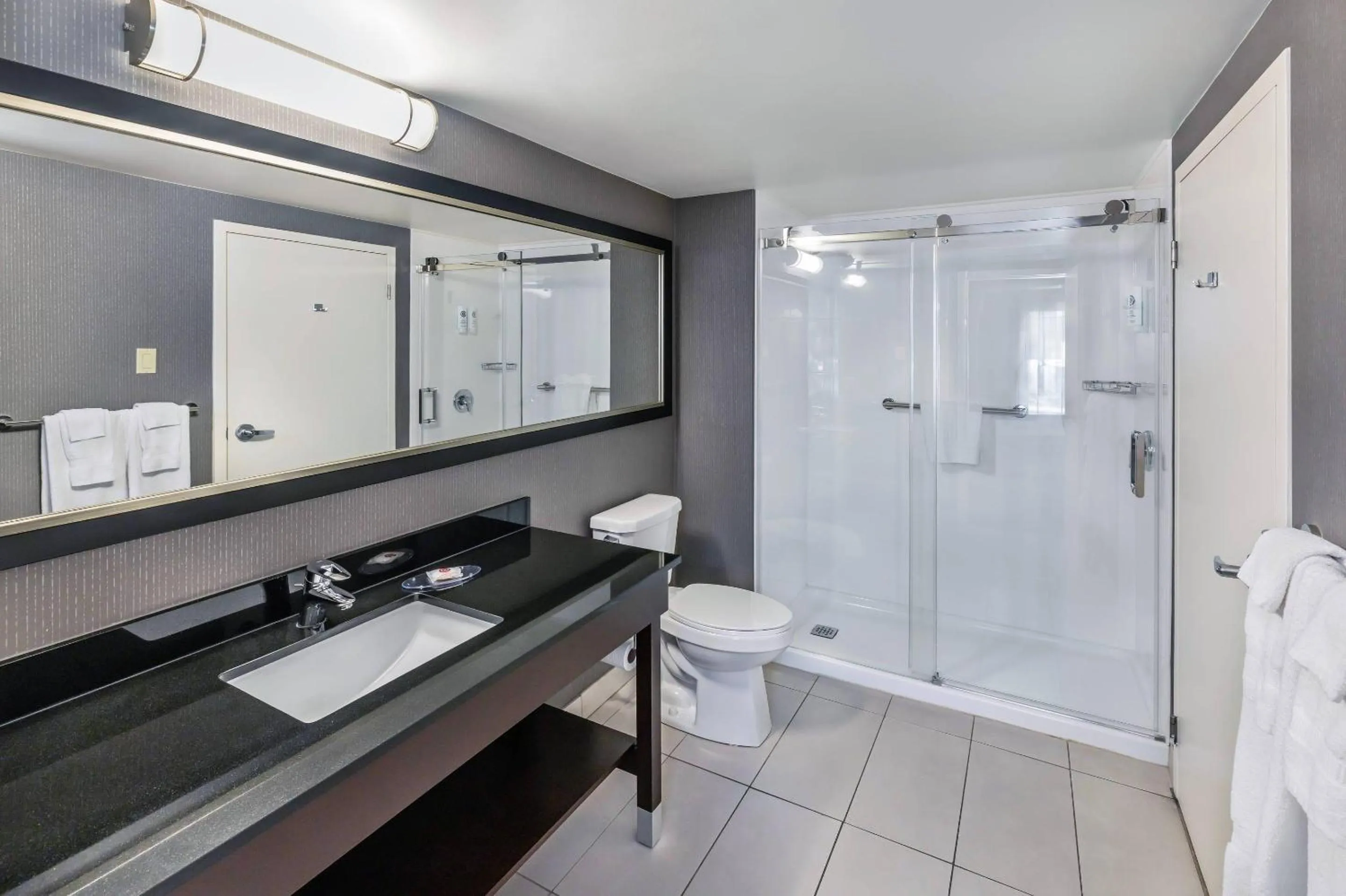 Bedroom in Comfort Inn