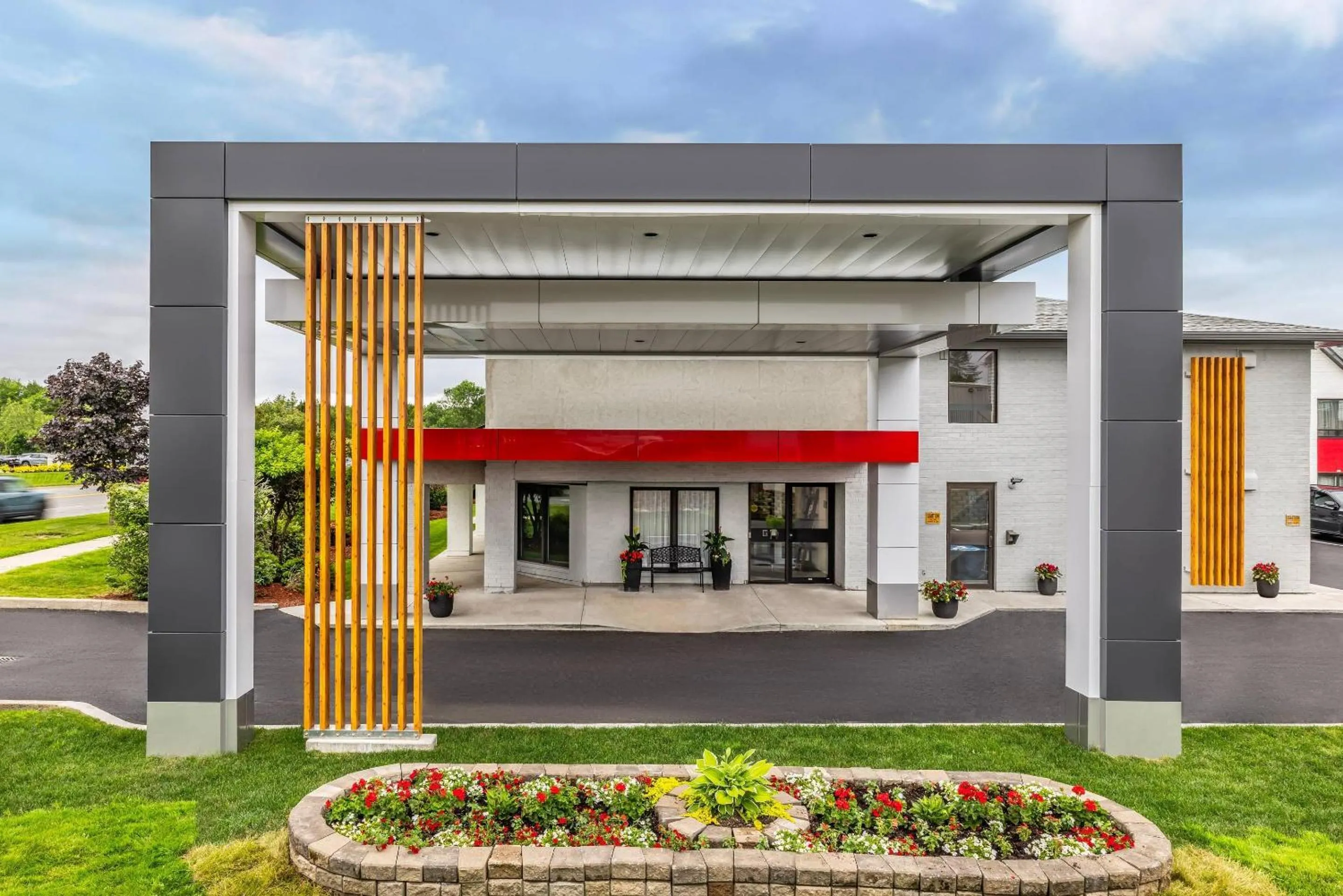 Property building in Comfort Inn