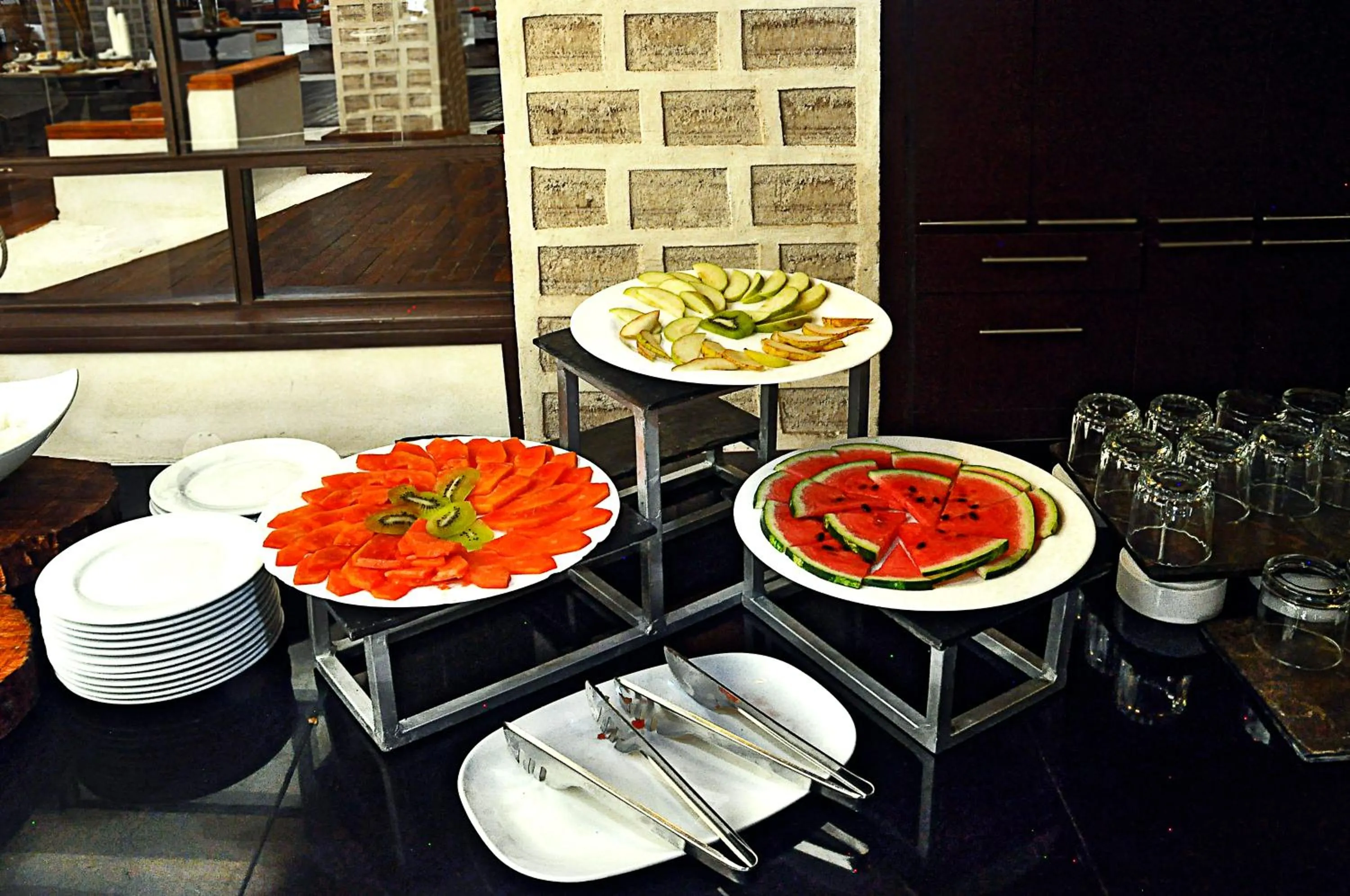 Buffet breakfast in Hotel Palacio de Sal