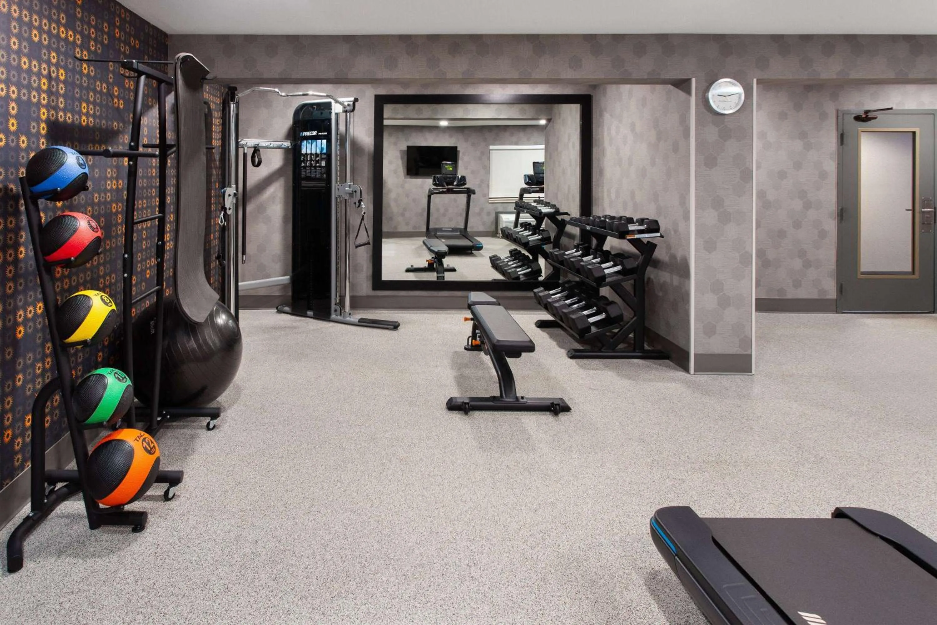 Fitness centre/facilities in La Quinta Inn by Wyndham Wausau