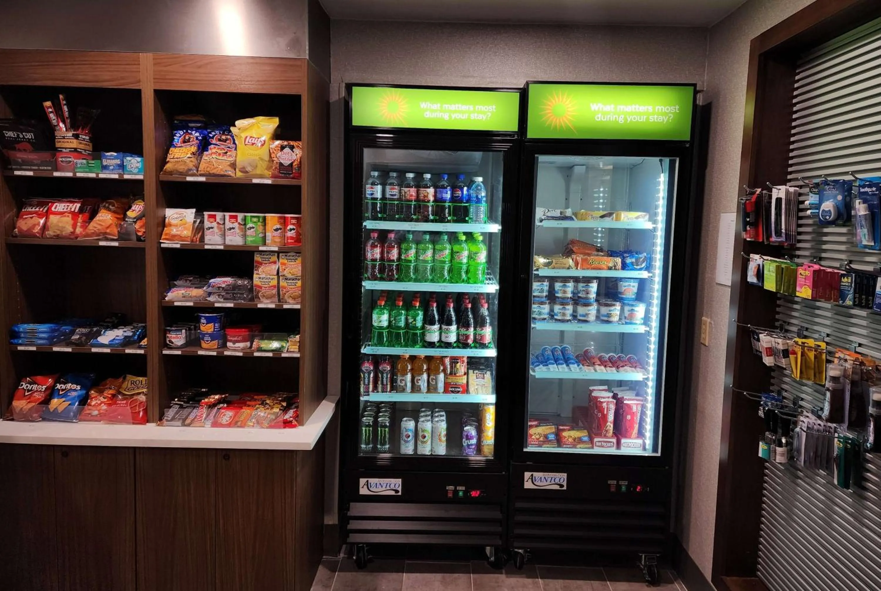 Food and drinks in La Quinta Inn by Wyndham Wausau