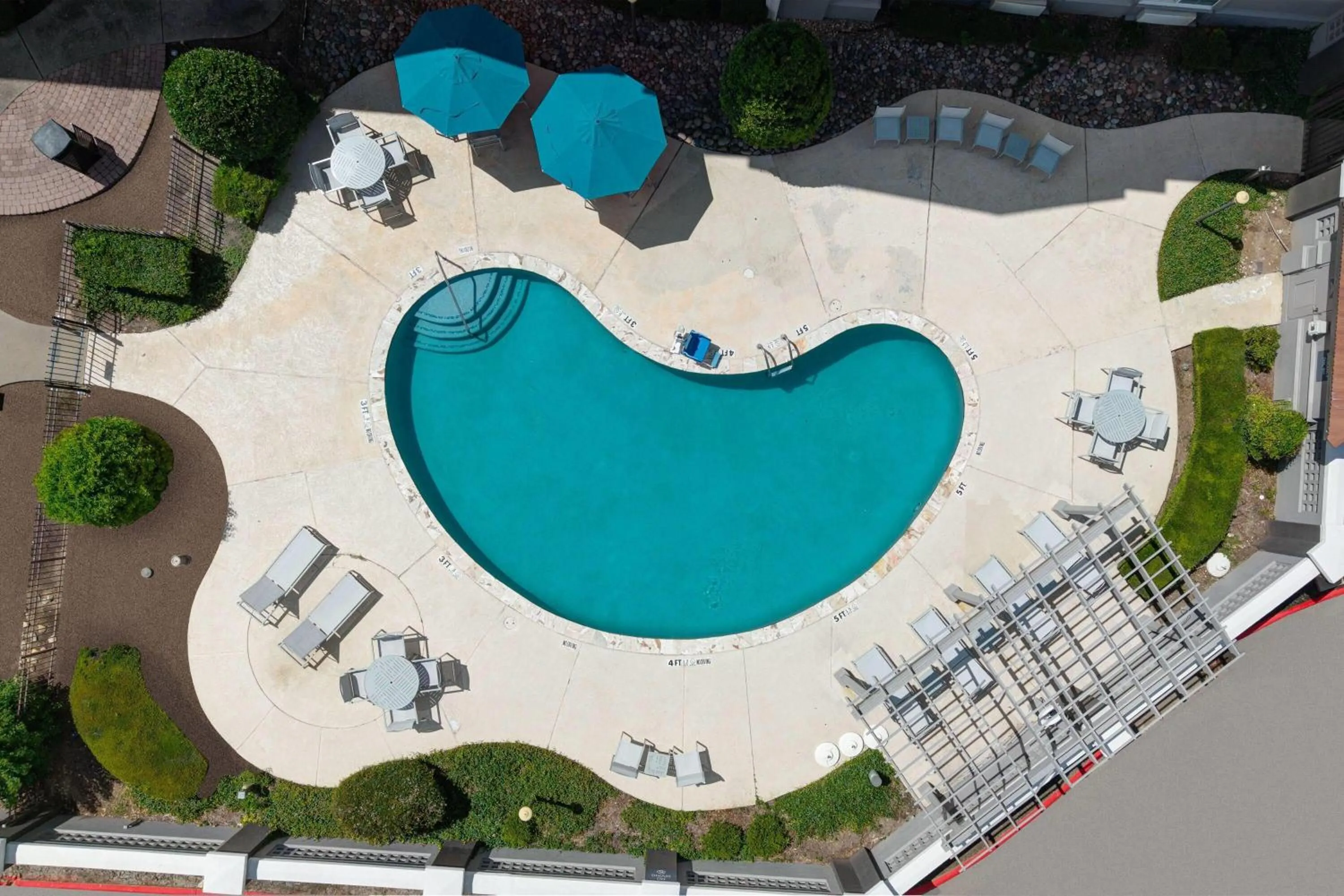 Lounge or bar in La Quinta by Wyndham Sherman