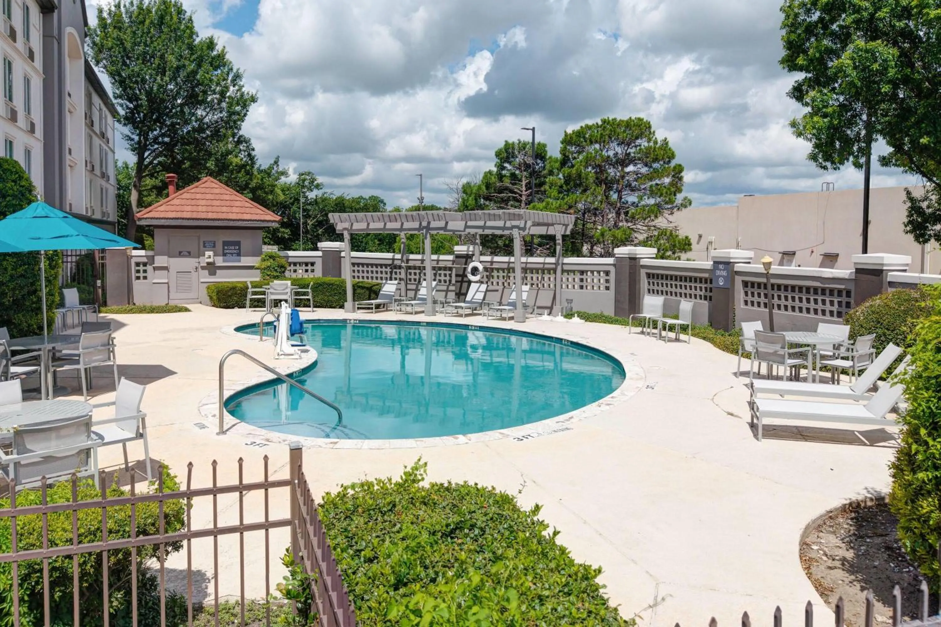 Swimming pool in La Quinta by Wyndham Sherman