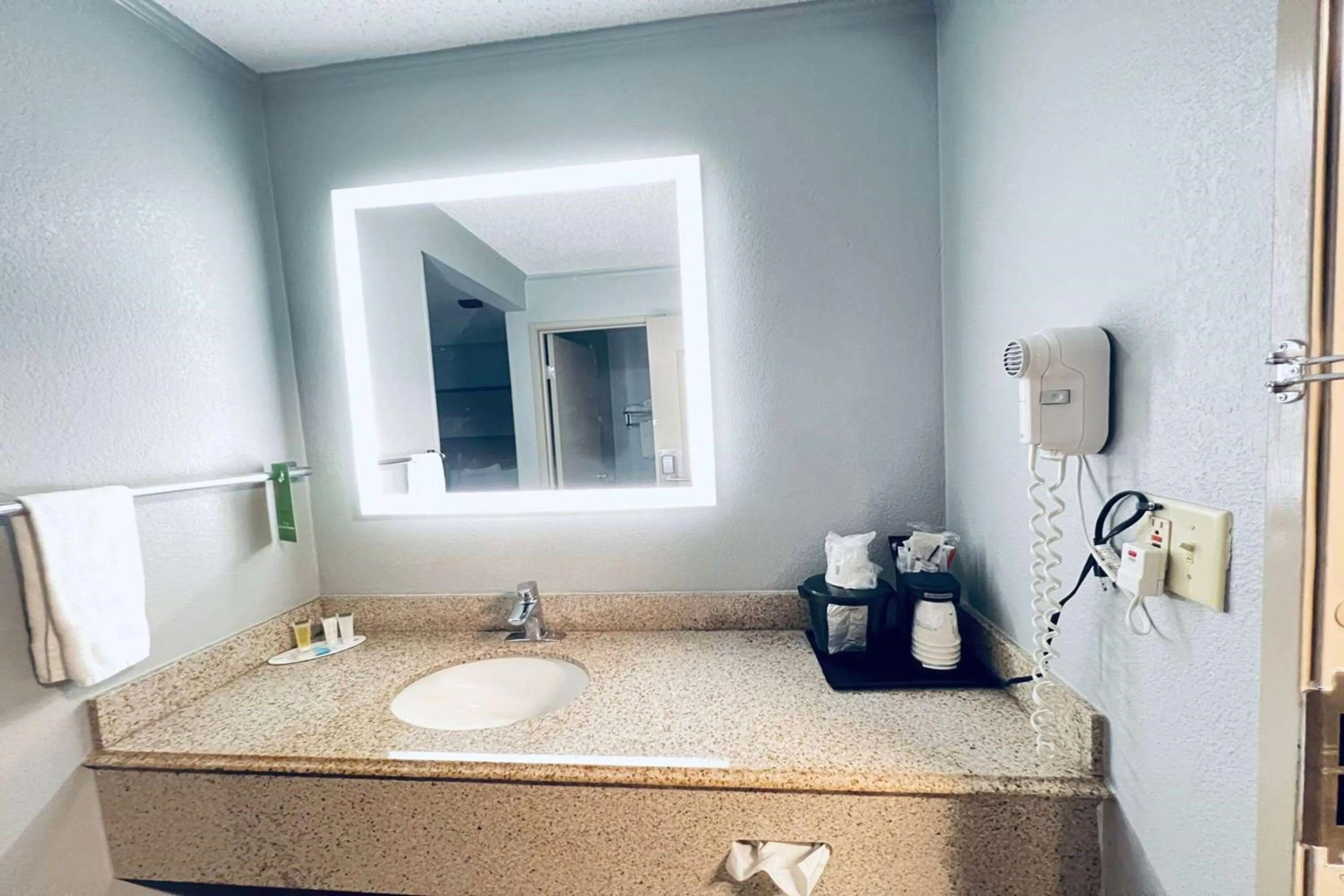 Bathroom in AmericInn by Wyndham Glendale Milwaukee