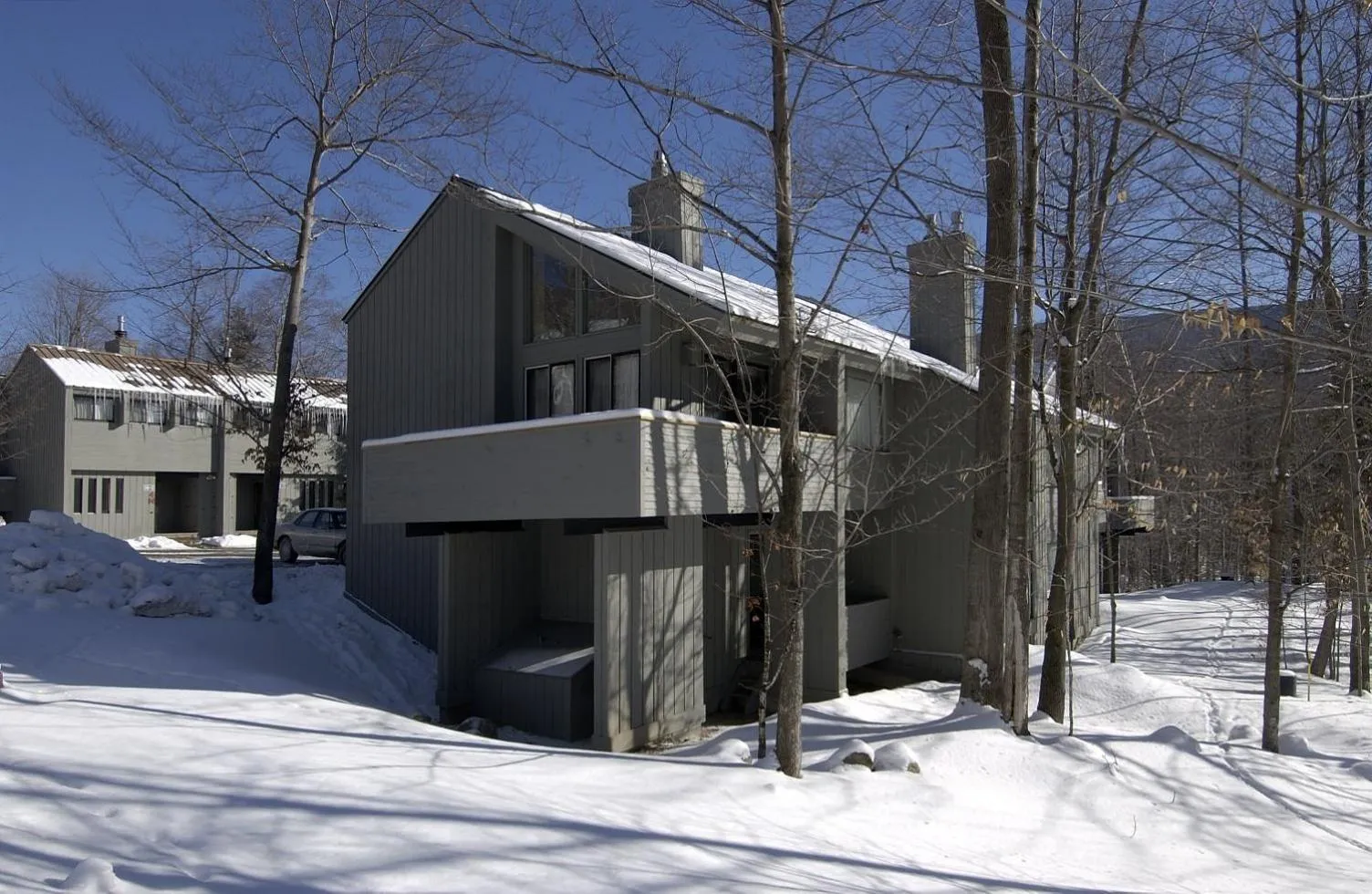 Facade/entrance in Village of Loon Mountain - VI