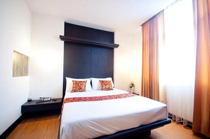 Bed in Siam Paradise Entertainment Complex