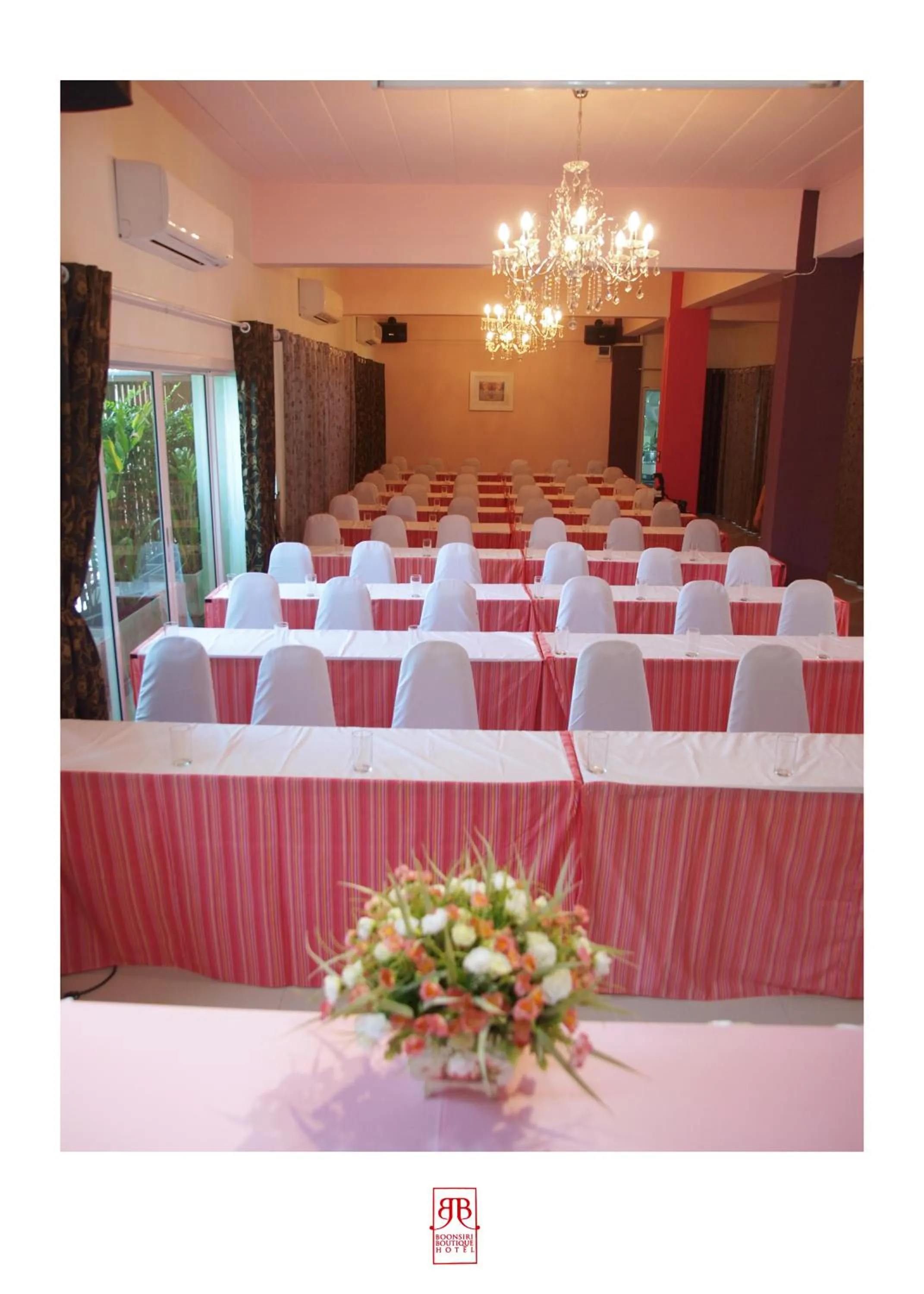Meeting/conference room in Boonsiri Boutique Hotel