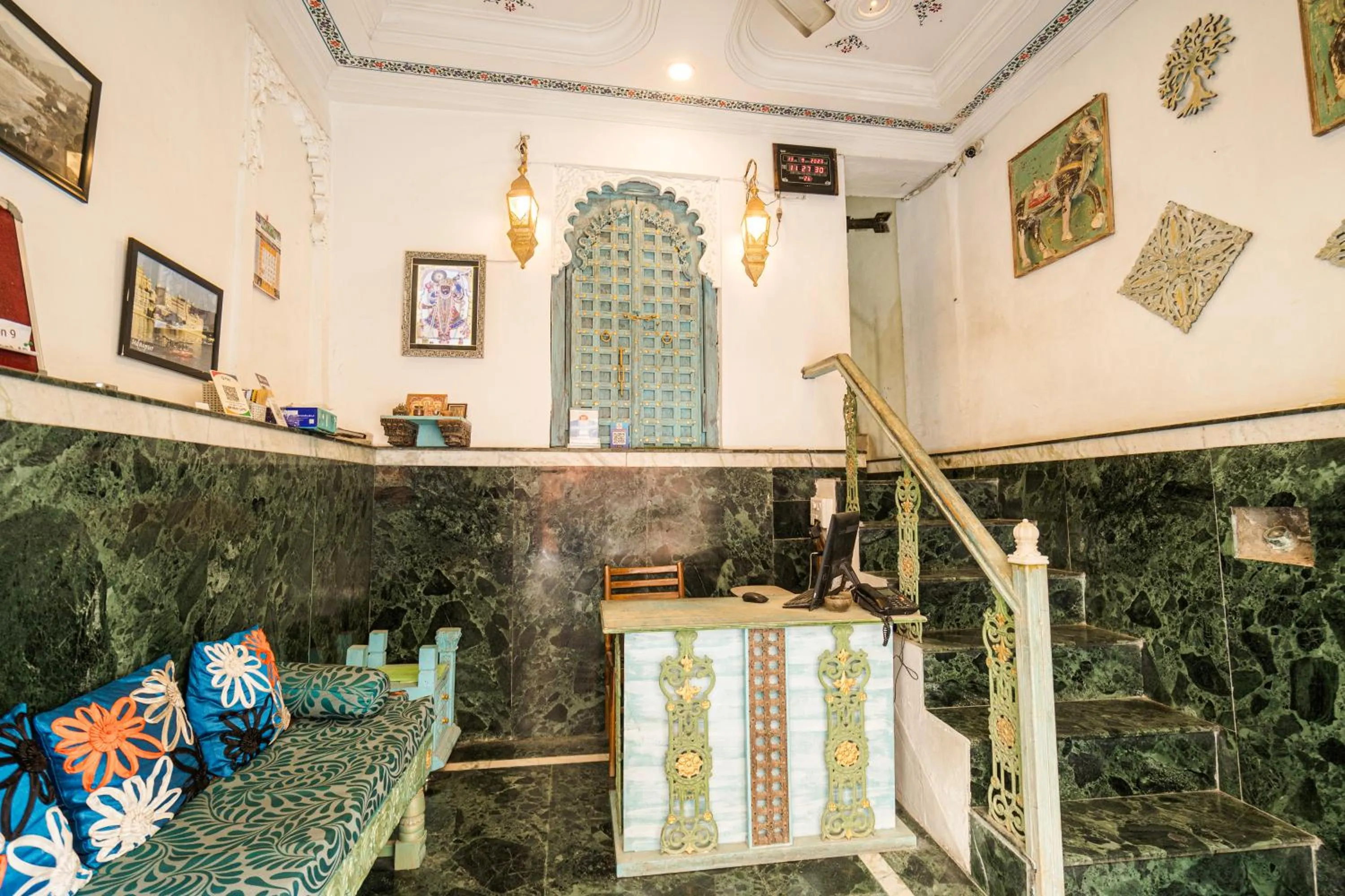 Lobby or reception in The Lake View Hotel- On Lake Pichola