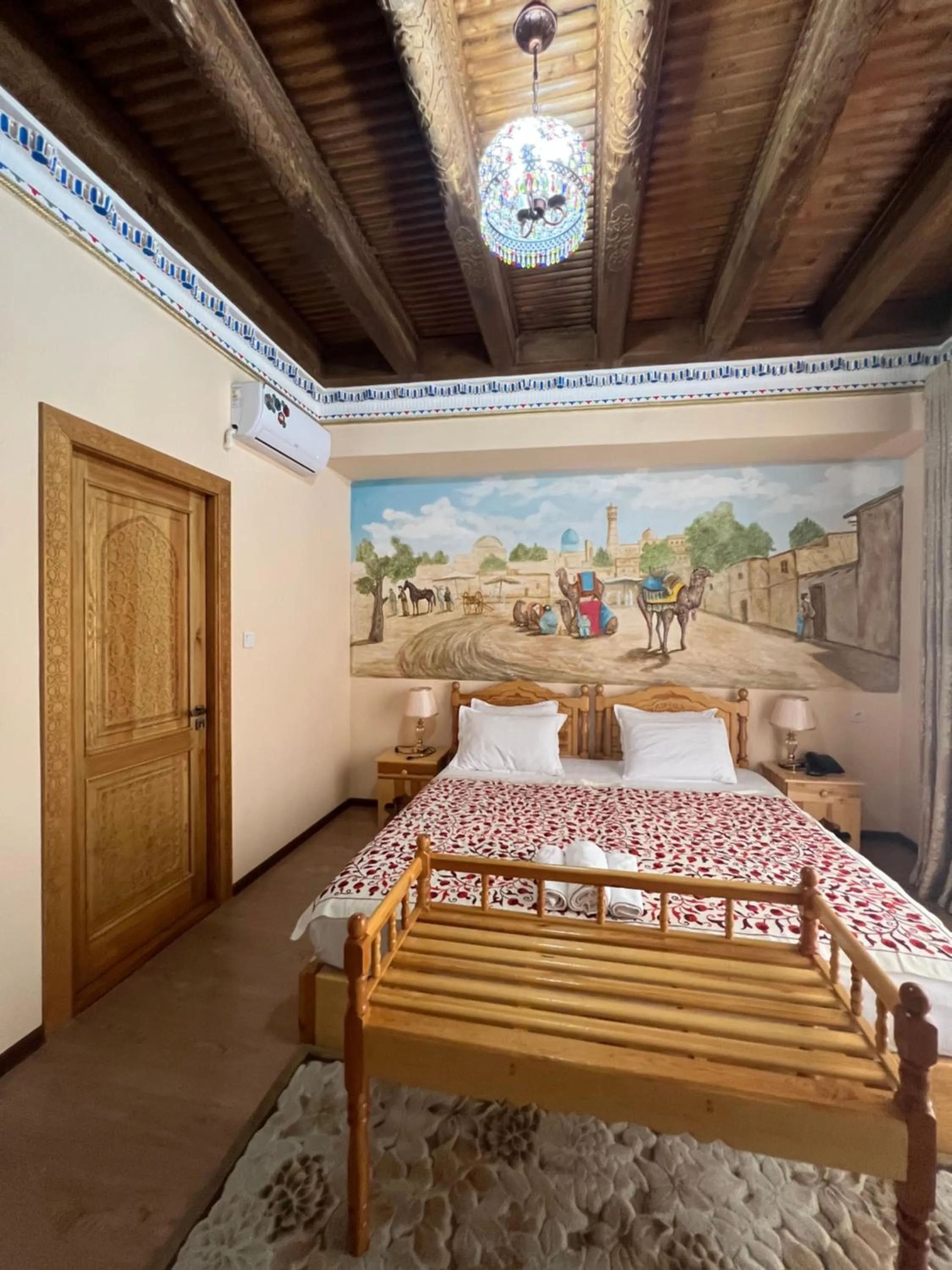 Bed in Basilic Boutique Hotel