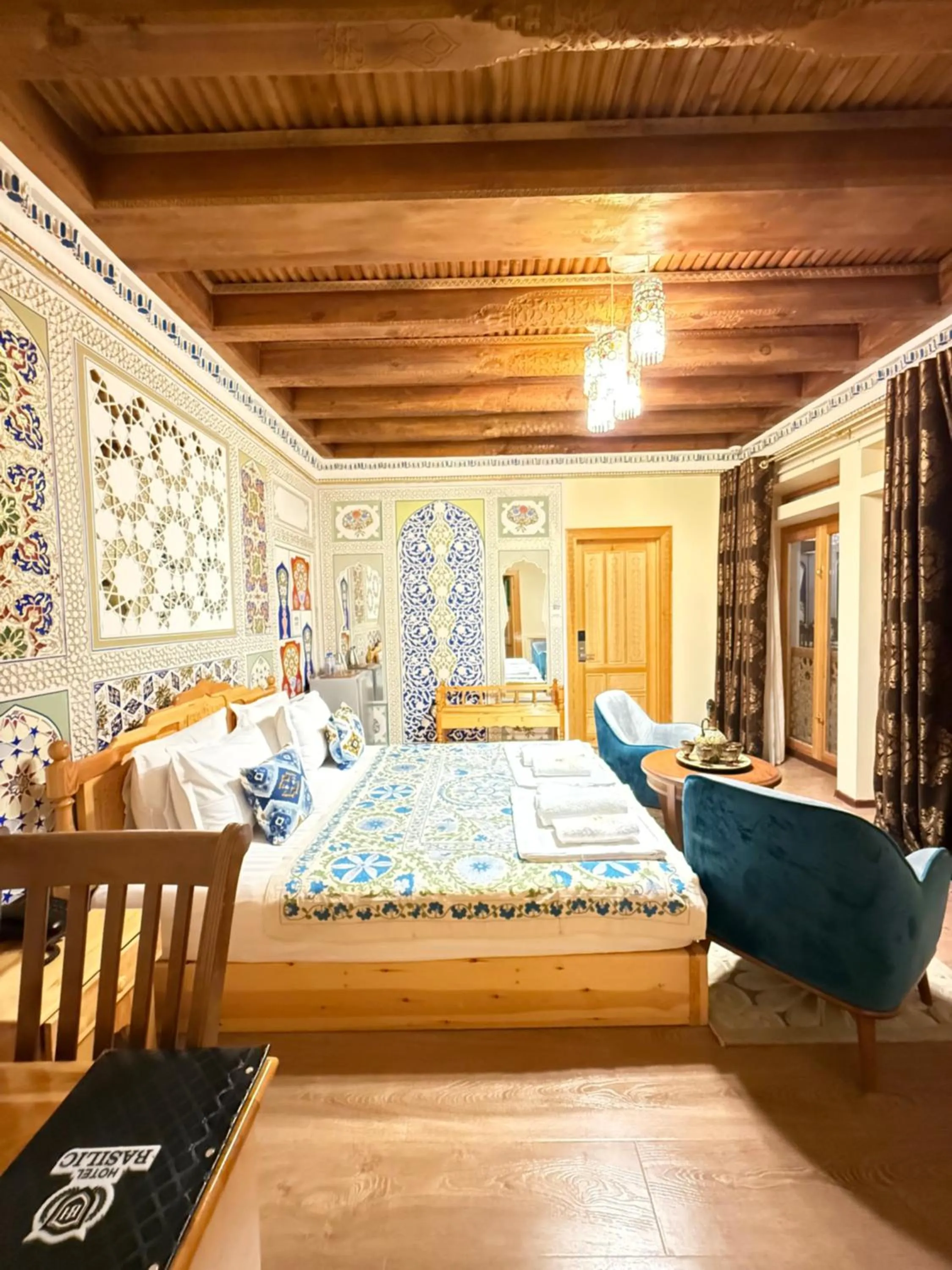 Bed in Basilic Boutique Hotel