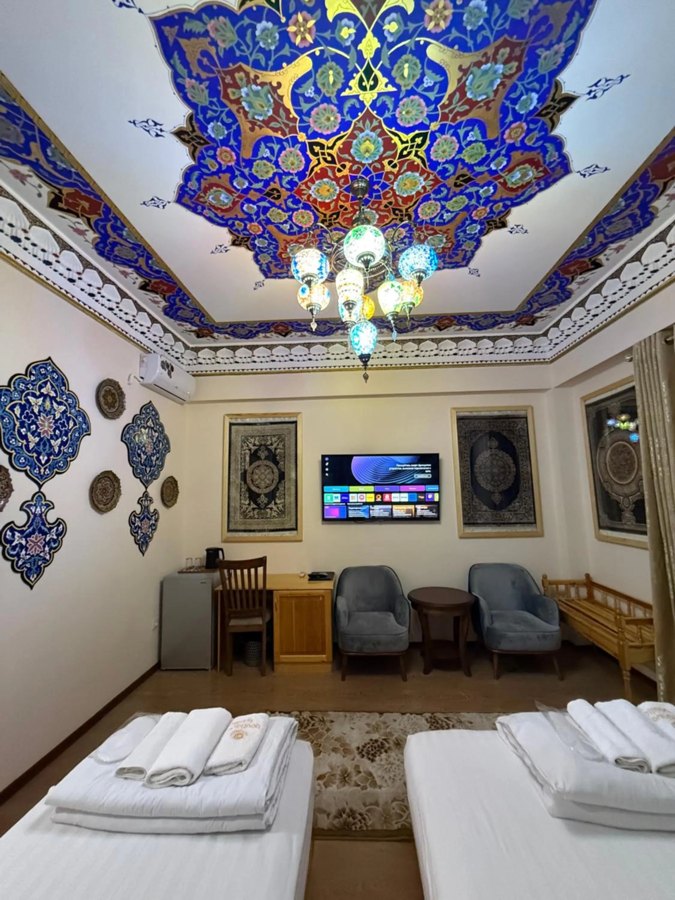 Bed in Basilic Boutique Hotel