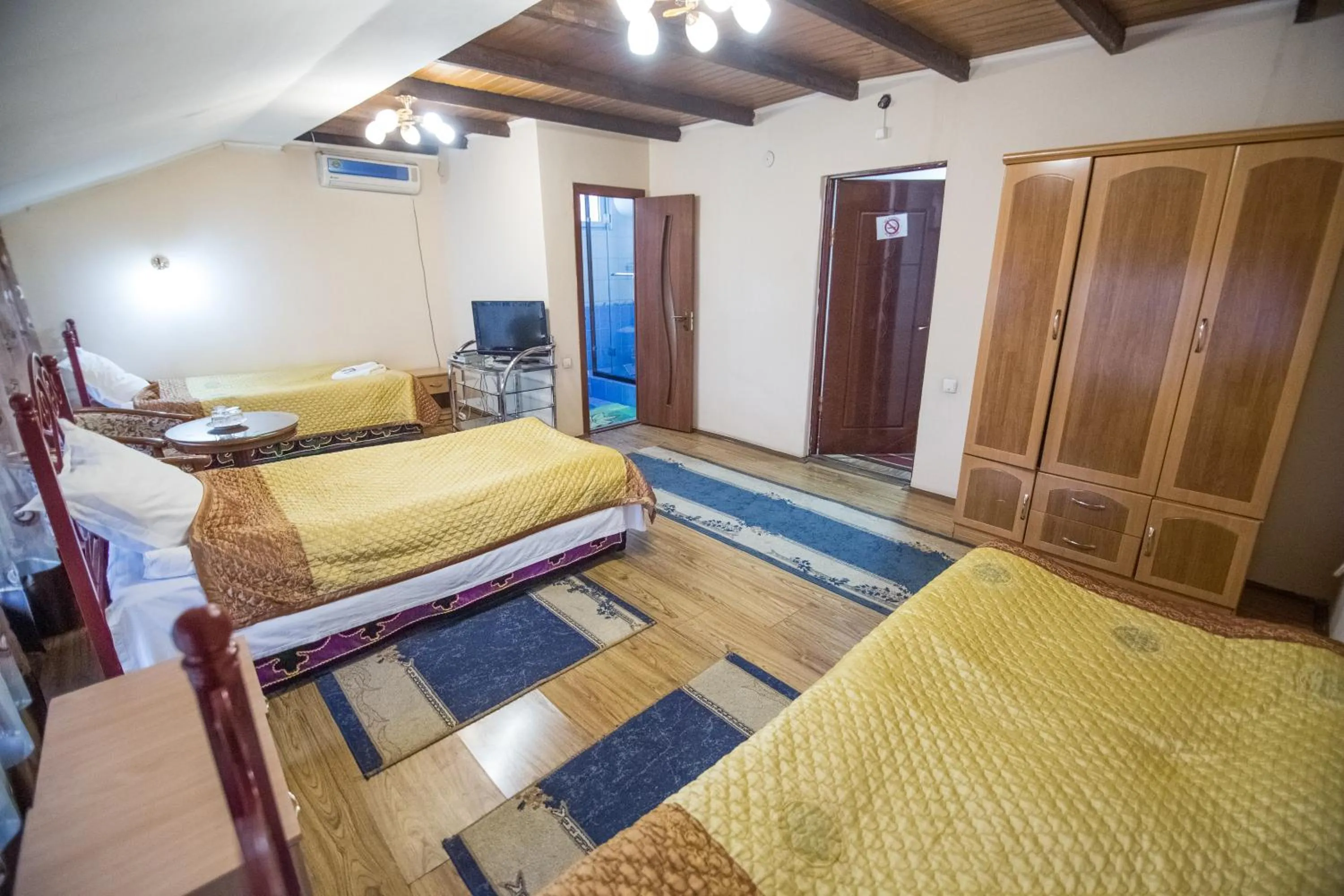 Photo of the whole room, Bed in Eco House