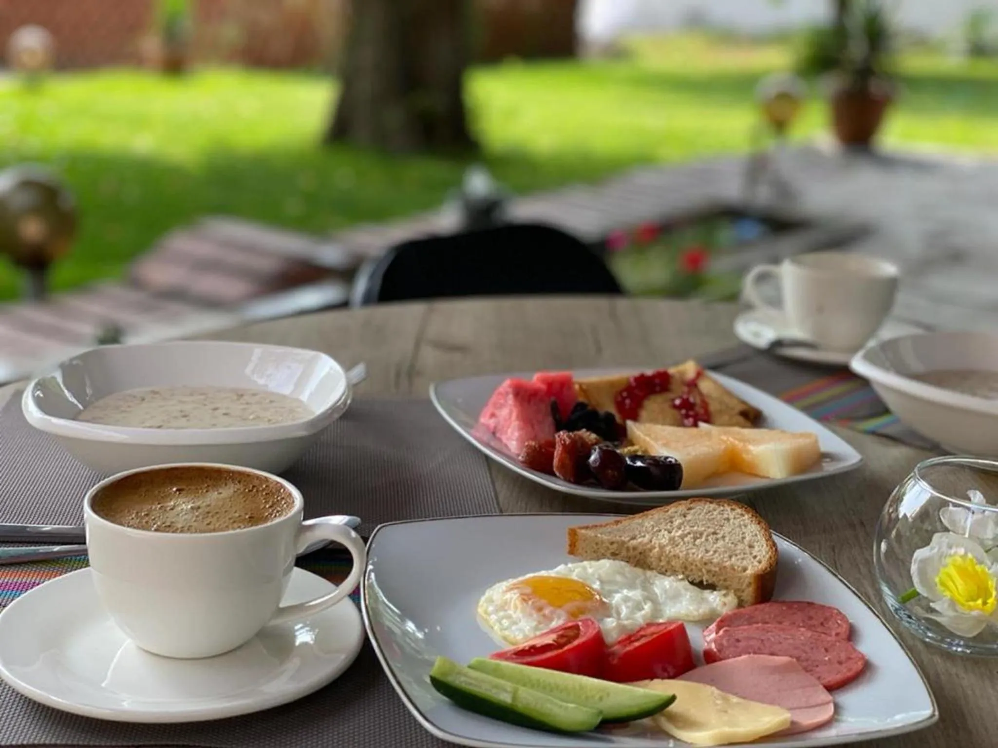 Breakfast in Eco House