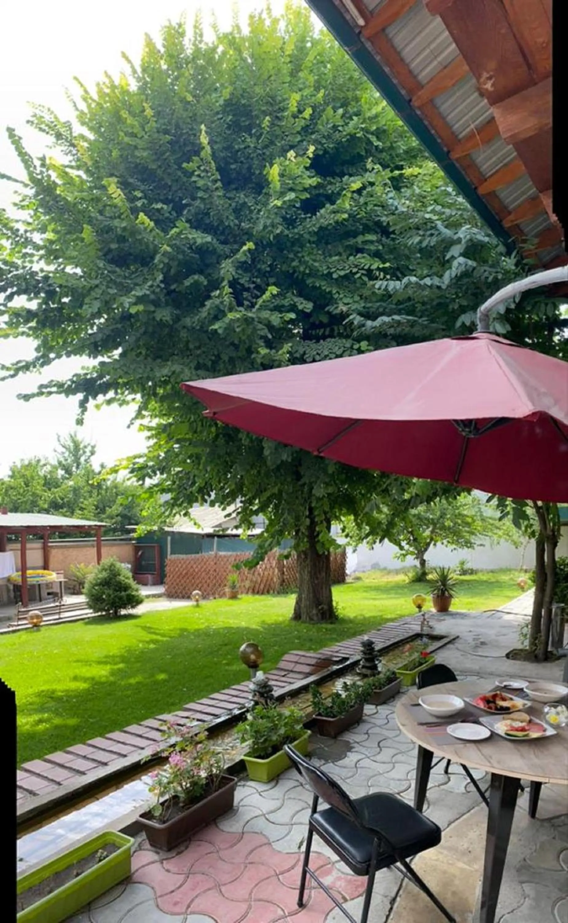 Breakfast in Eco House