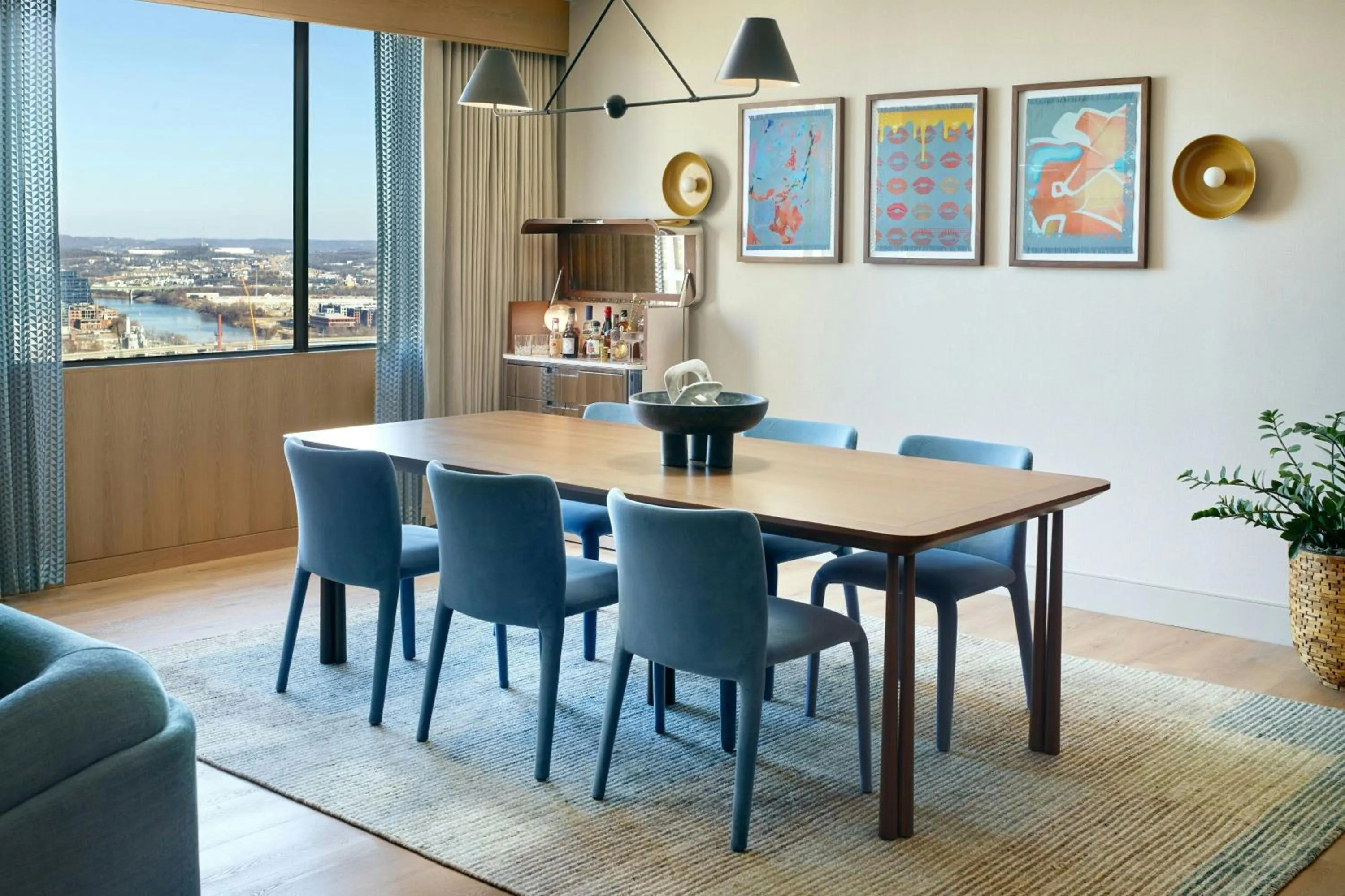 Photo of the whole room in Sheraton Grand Nashville Downtown