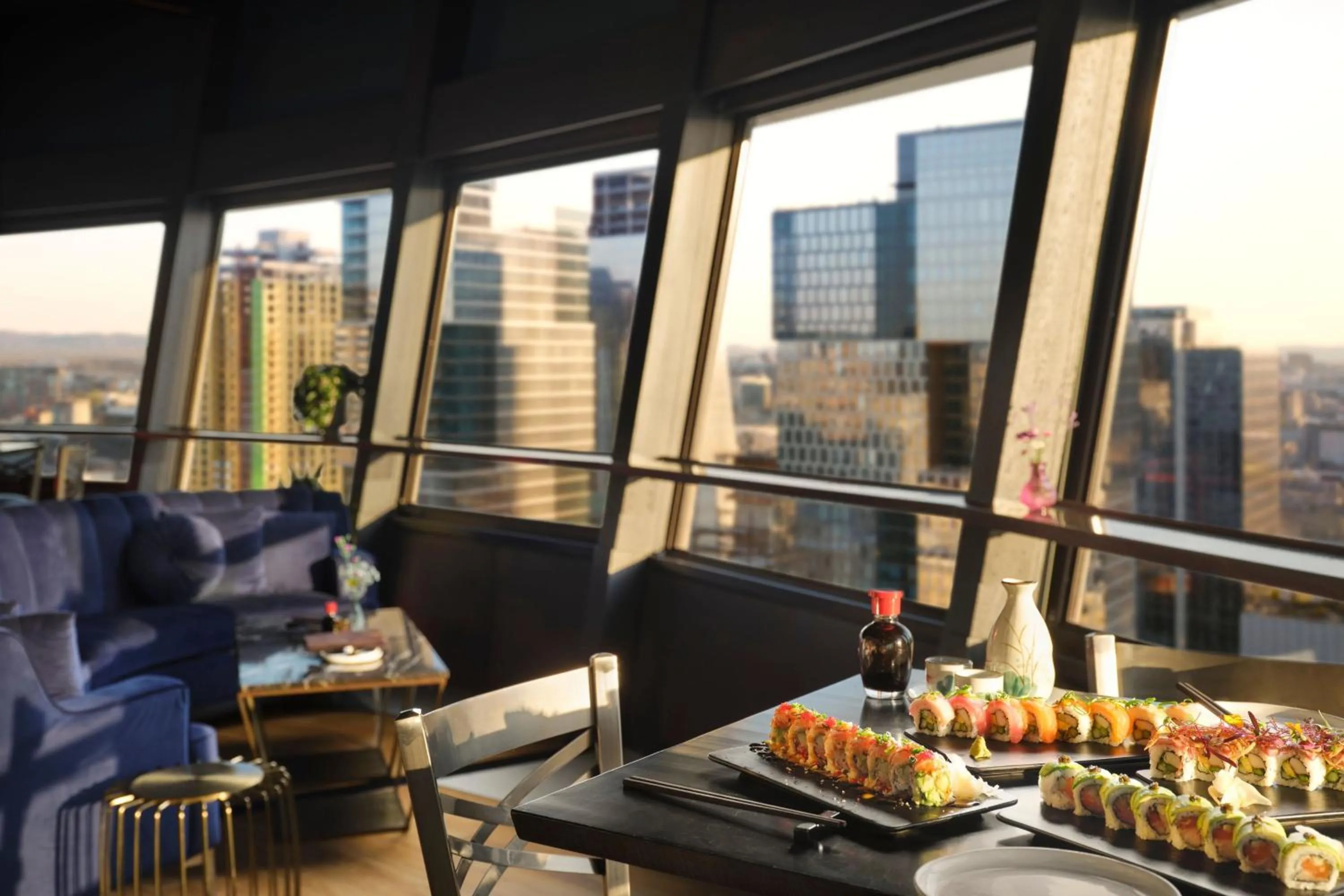 Lounge or bar in Sheraton Grand Nashville Downtown